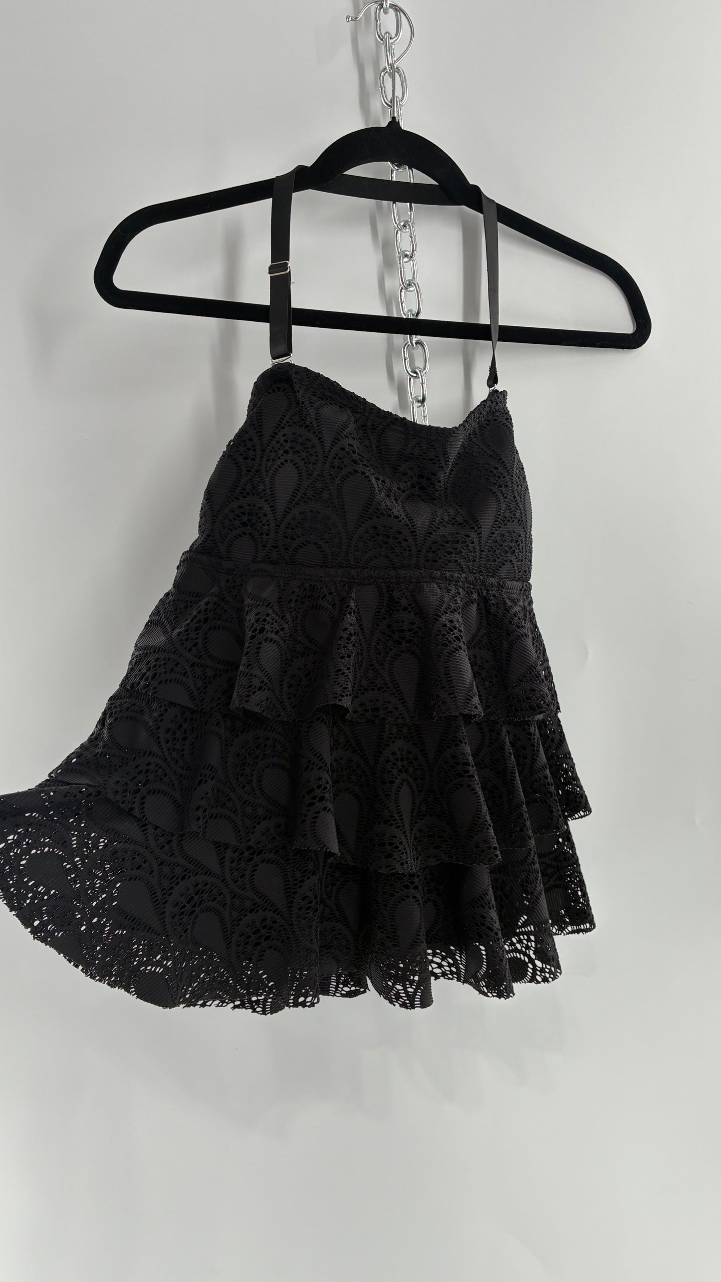Vintage ISLAND ESCAPE Black Ruffled Heavy Lace Sleeveless with Built in Bra (10)