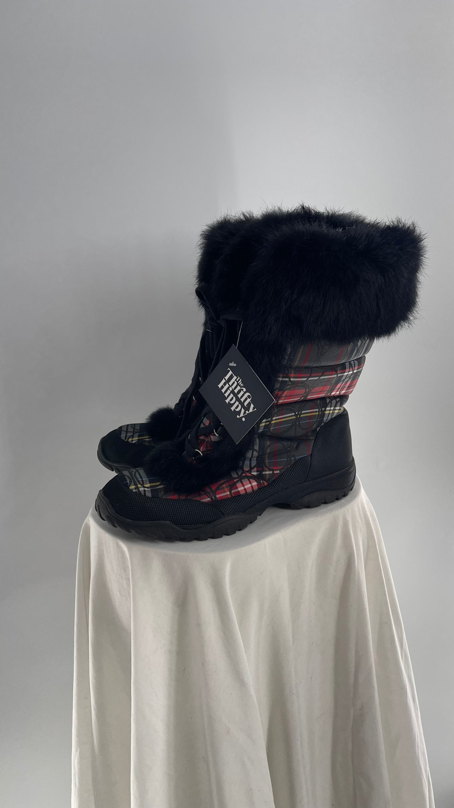 Vintage COACH Jennie Plaid Quilted Logo Patterned Boots with Rabbit Fur Trim (9)
