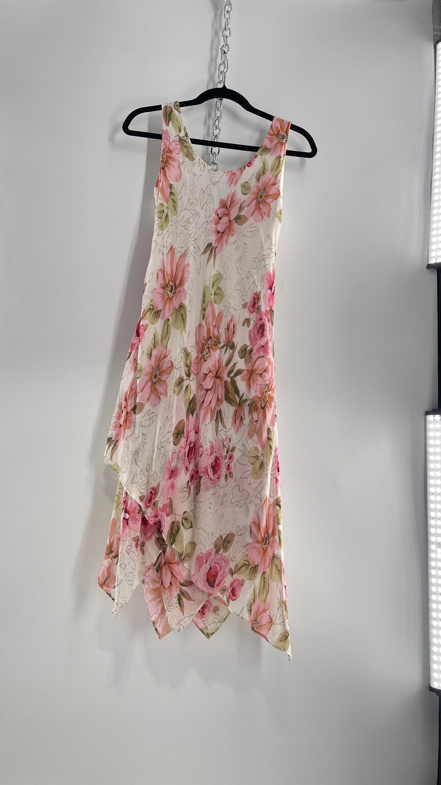 Vintage Eva Blue Pink Floral Draped Neck Sleeveless MIDI with Beading (10)