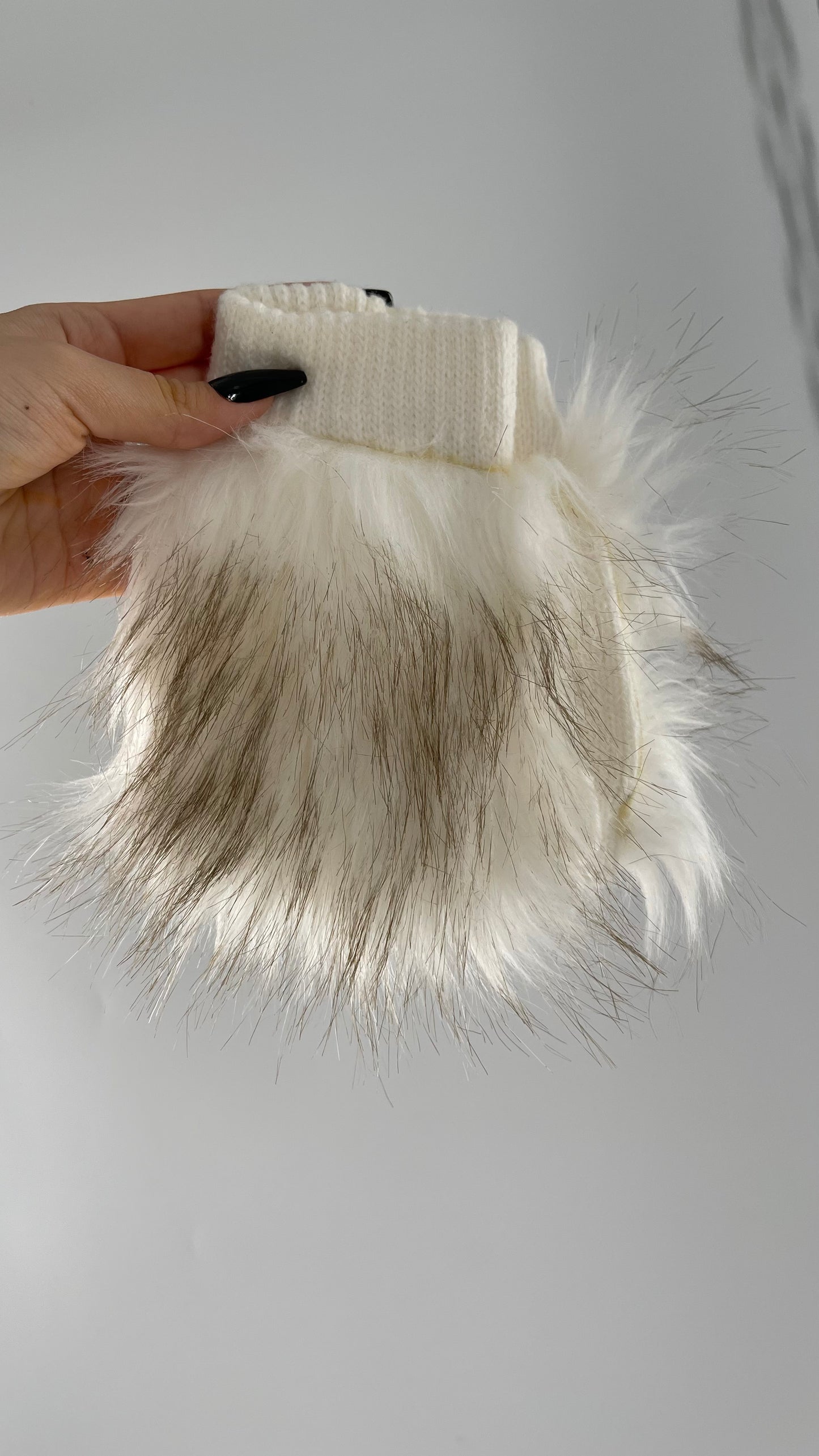 Anthropologie White Faux Fur Fingerless Gloves