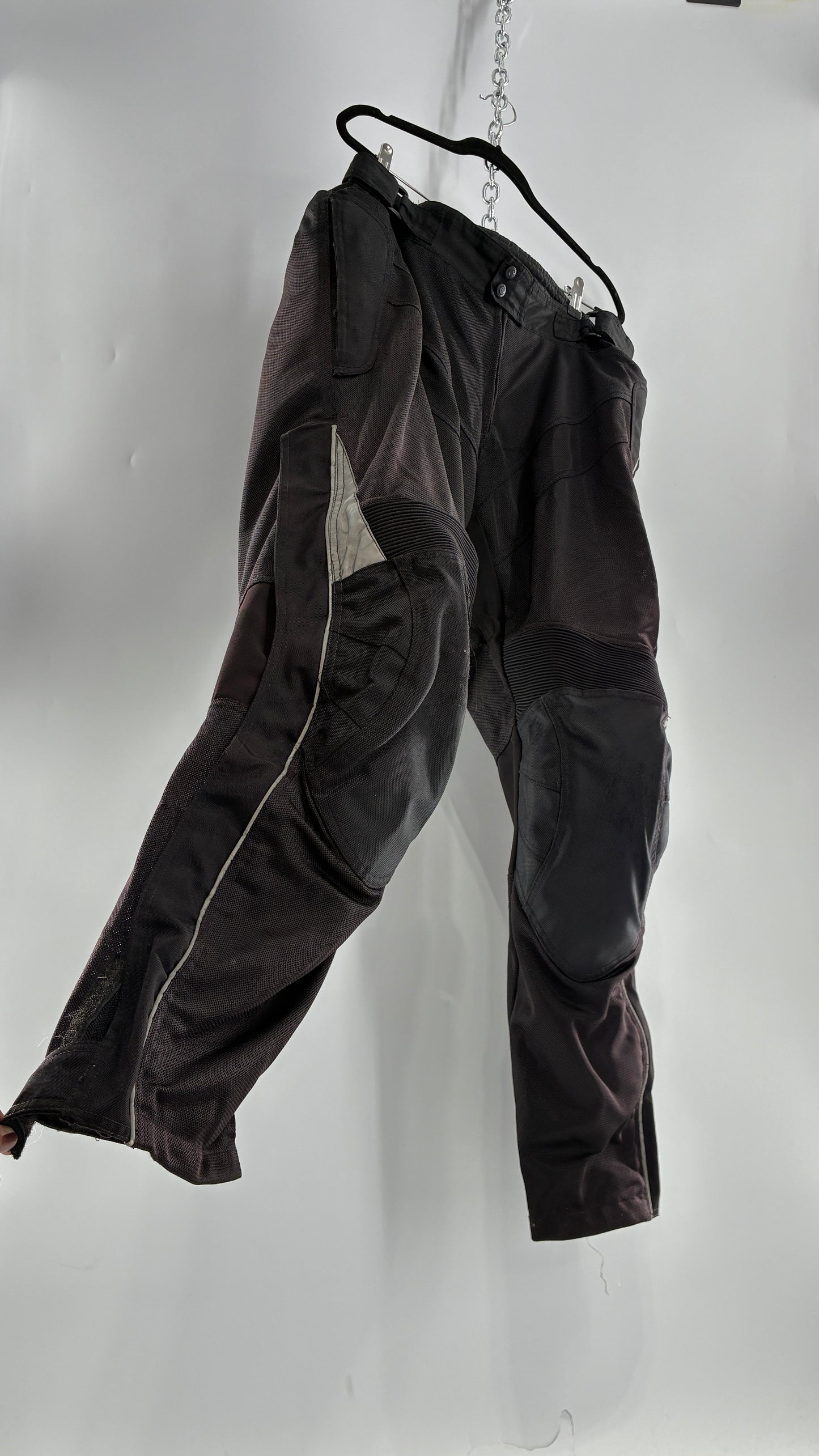 Vintage TOURMASTER VENTURE2.0 Motorcycle Riding Pants with Built In Padding (XXL Short)
