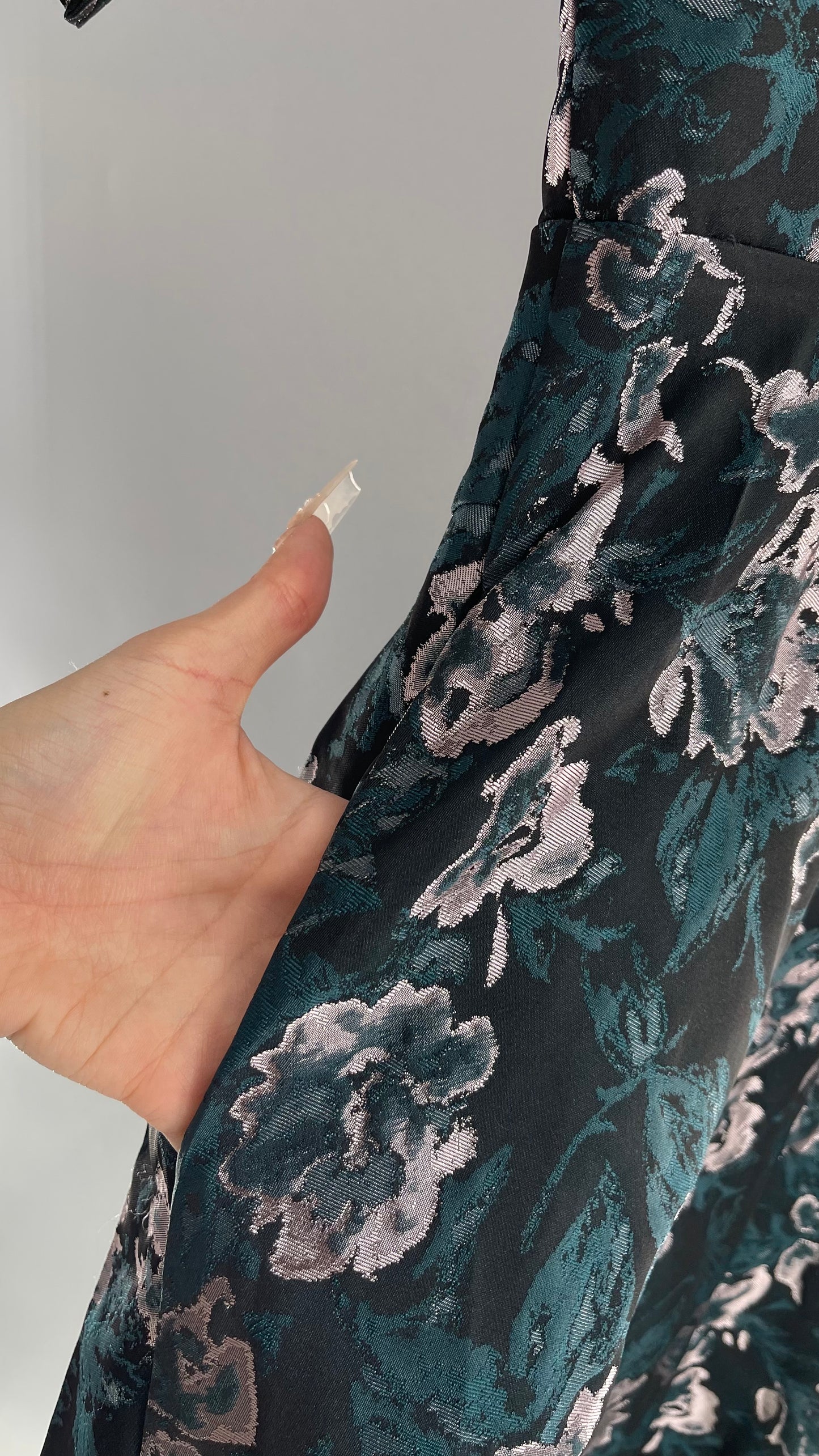 Kay Unger New York Jacquard Tapestry Dress (10)
