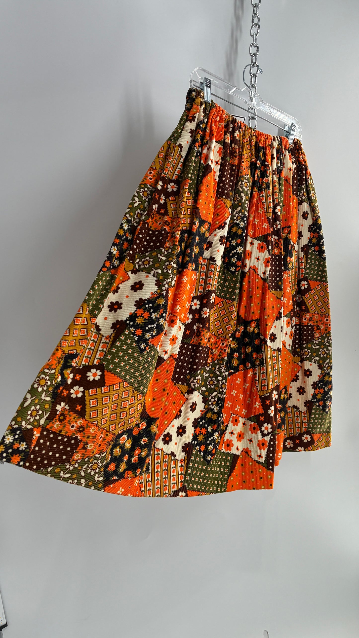 Vintage 1970s Handmade Corduroy Patchwork Patterned Full Skirt (S/M)