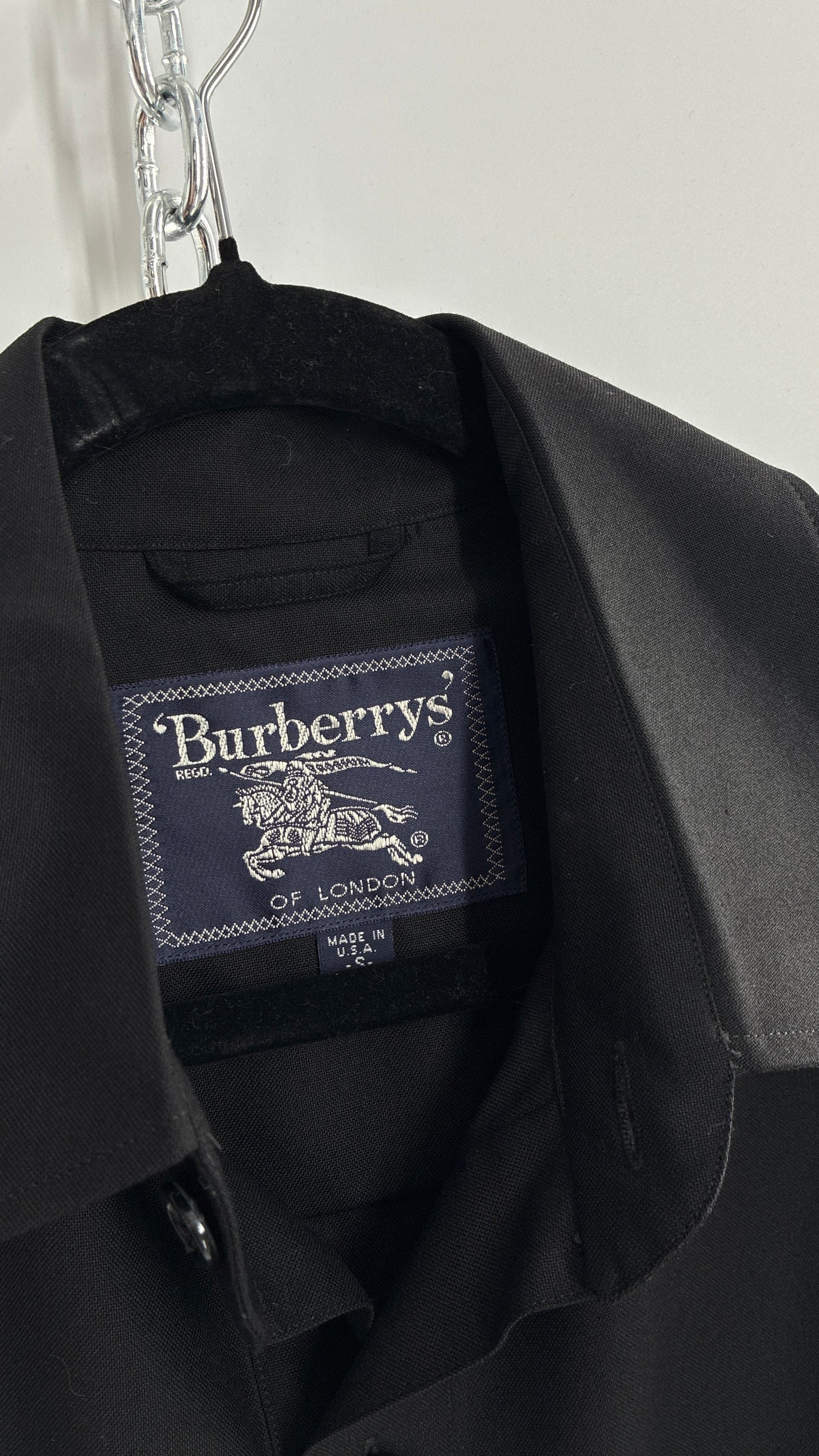 Vintage BURBERRY Black 100% Worsted Cashmere Button Up with Tags Attached (Small)