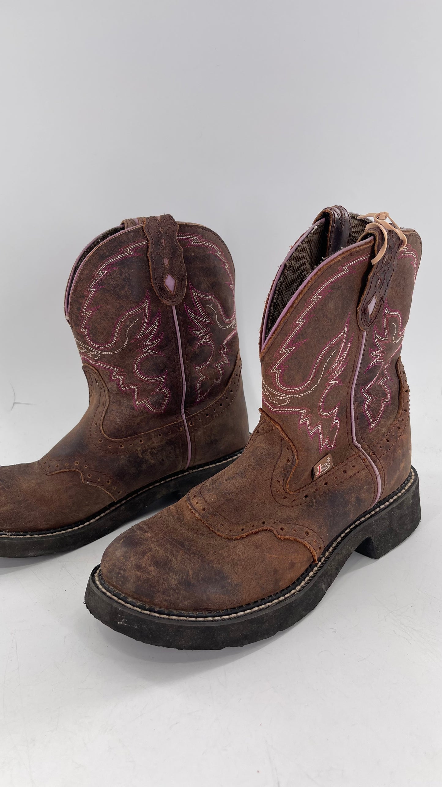 Justin Gypsy Edition Brown Leather Short Cowboy Boot with Pink Embroidery/Stitching (9)