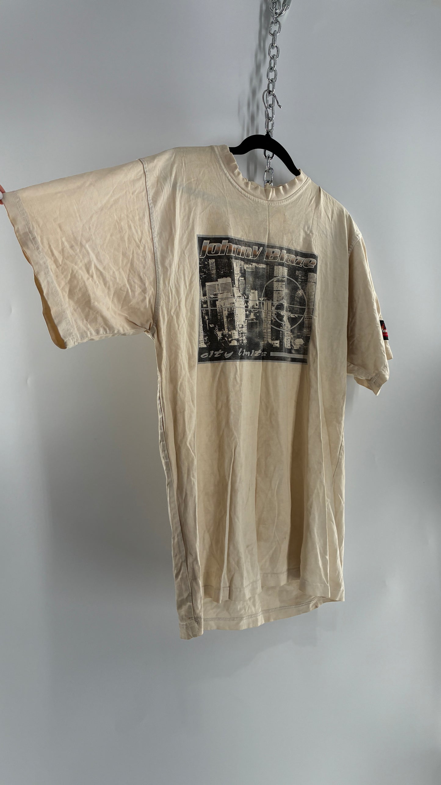 Vintage JOHNNY BLAZE Distressed, Rugged Graphic T Shirt (L)
