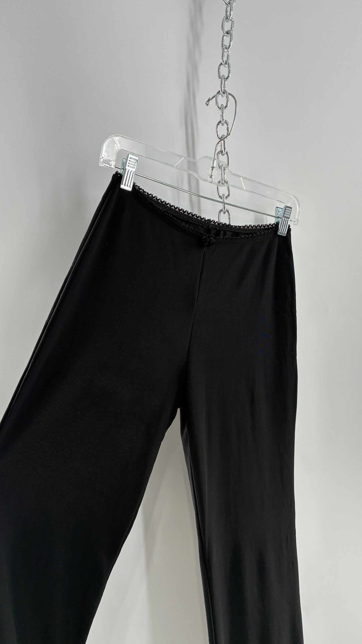 Vintage ACTIVE USA 1990s Black Thick Low Rise Yoga Pants with Bow Front (Medium)