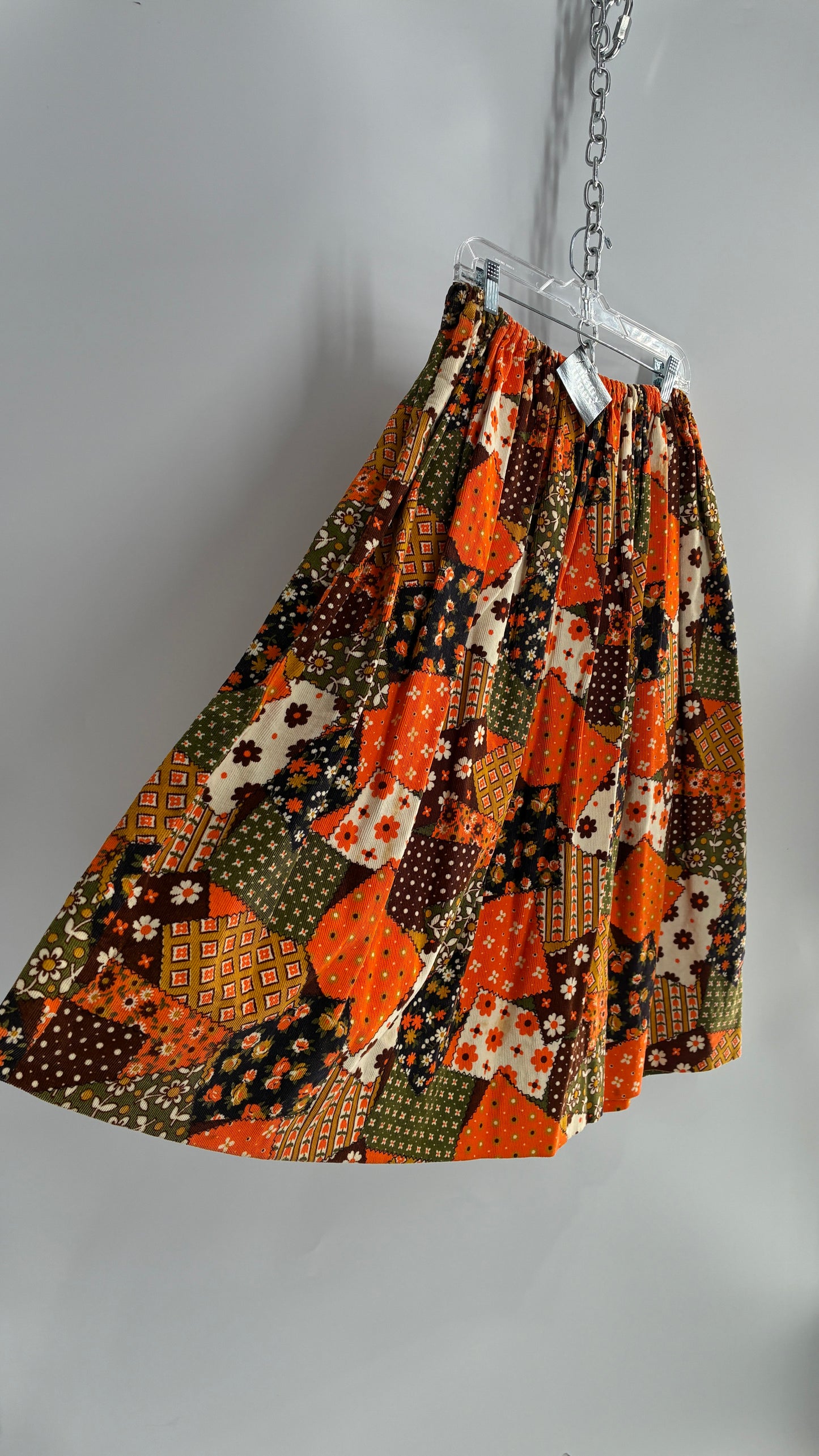Vintage 1970s Handmade Corduroy Patchwork Patterned Full Skirt (S/M)