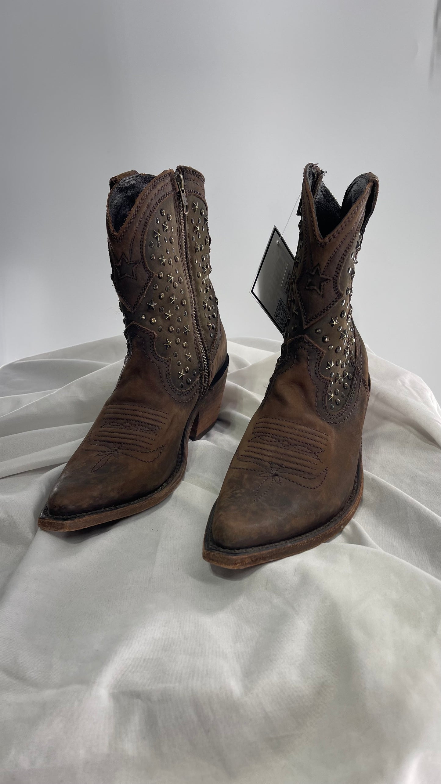 LIBERTY BLACK Handmade in Mexico Leather Cowboy Boots with Star Studs (7.5)