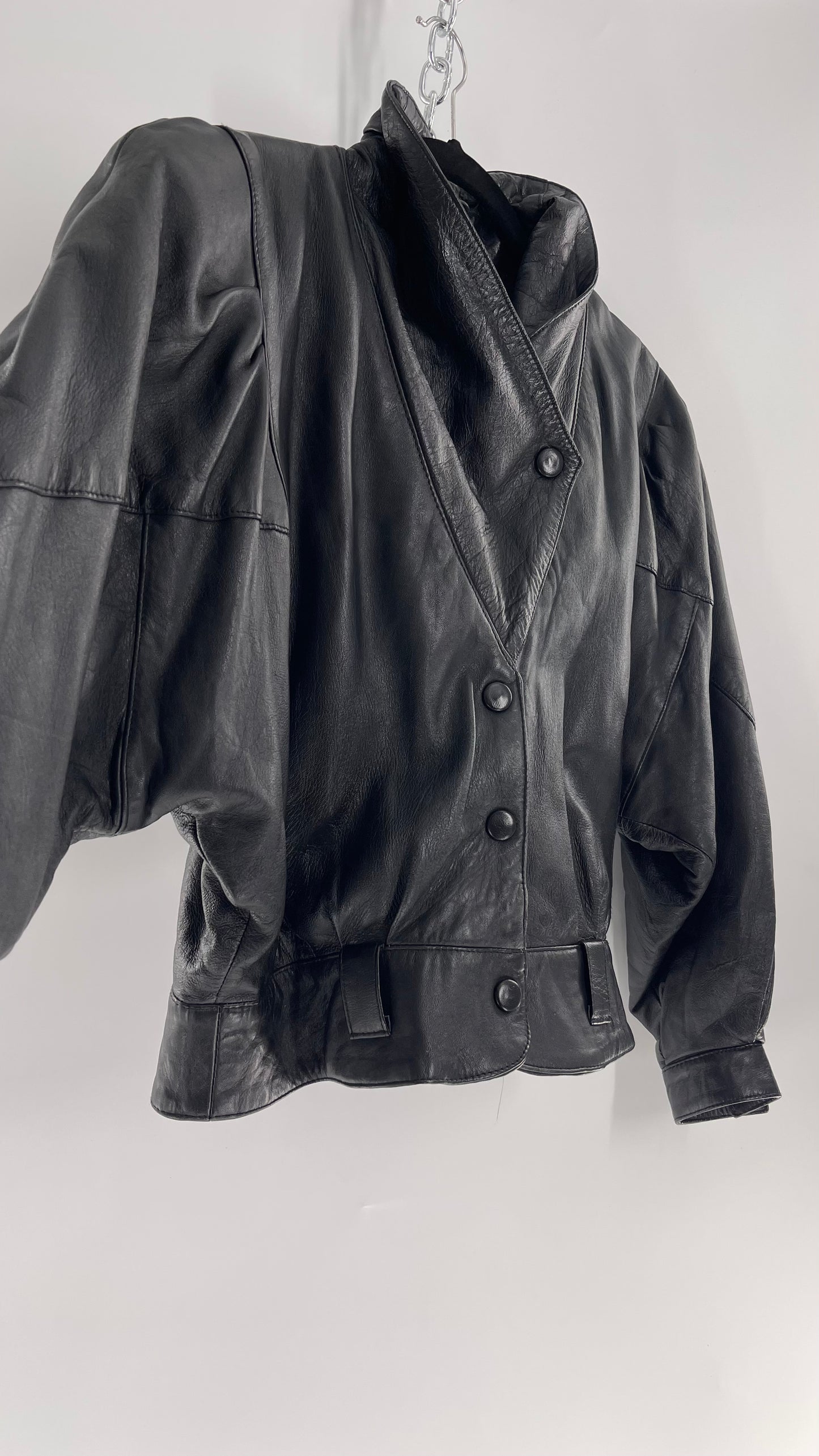 Vintage Black Leather Cropped Motorcycle Jacket (Medium)