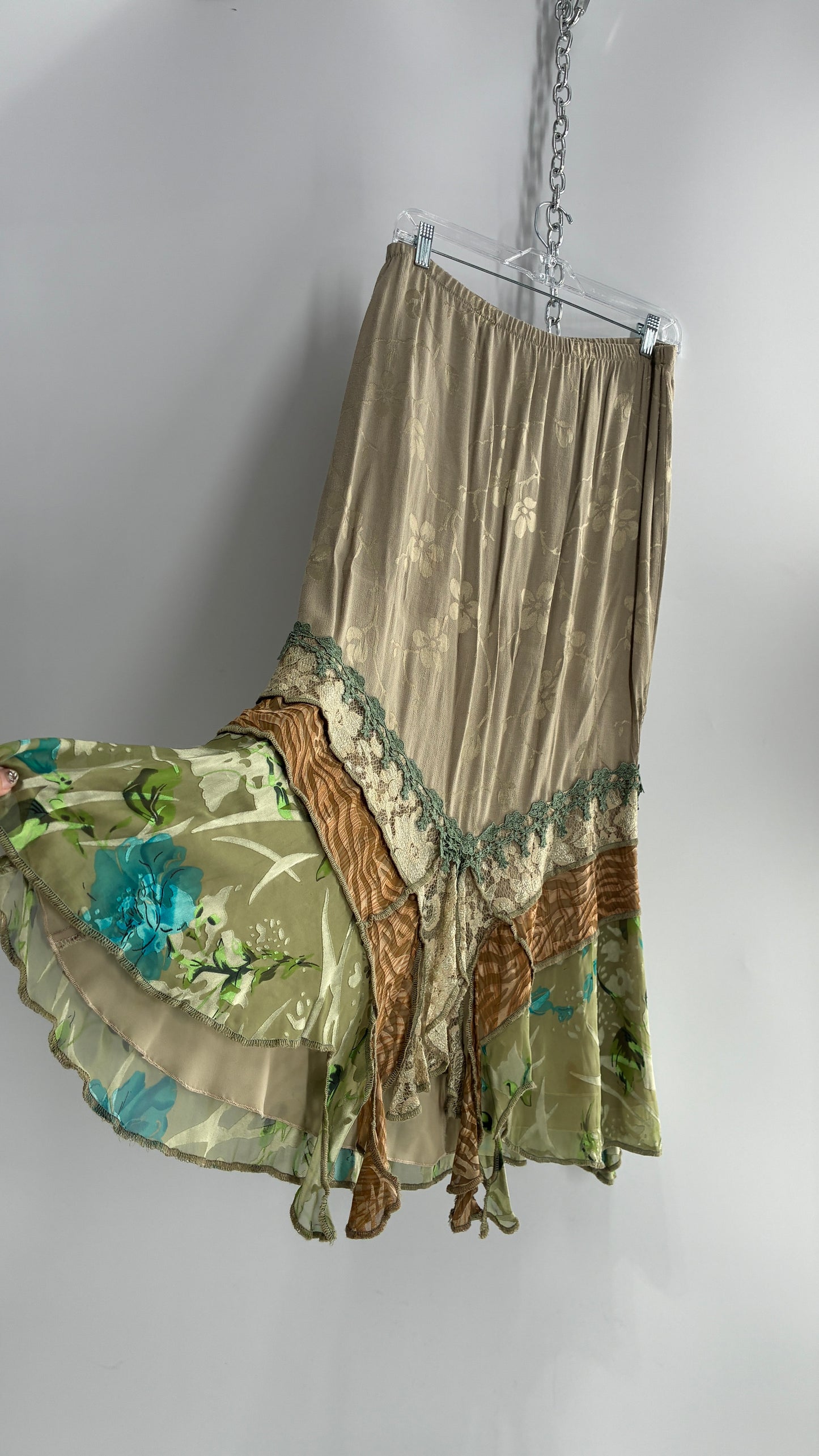 Vintage SPENCER ALEXIS Muted Green Full Skirt with Mixed Pattern Handkerchief Hem (Large)