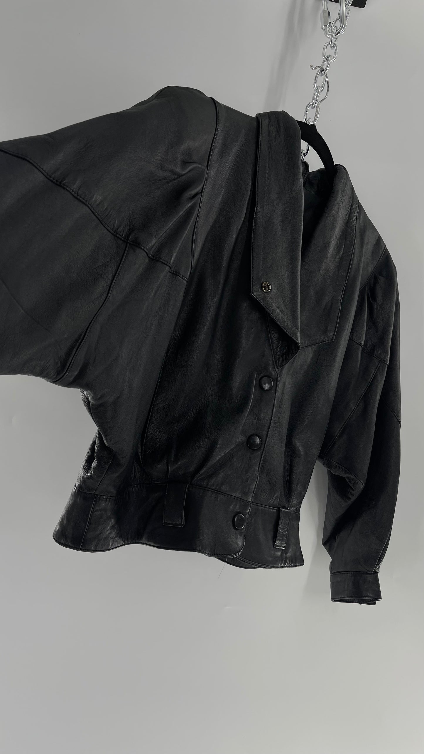 Vintage Black Leather Cropped Motorcycle Jacket (Medium)