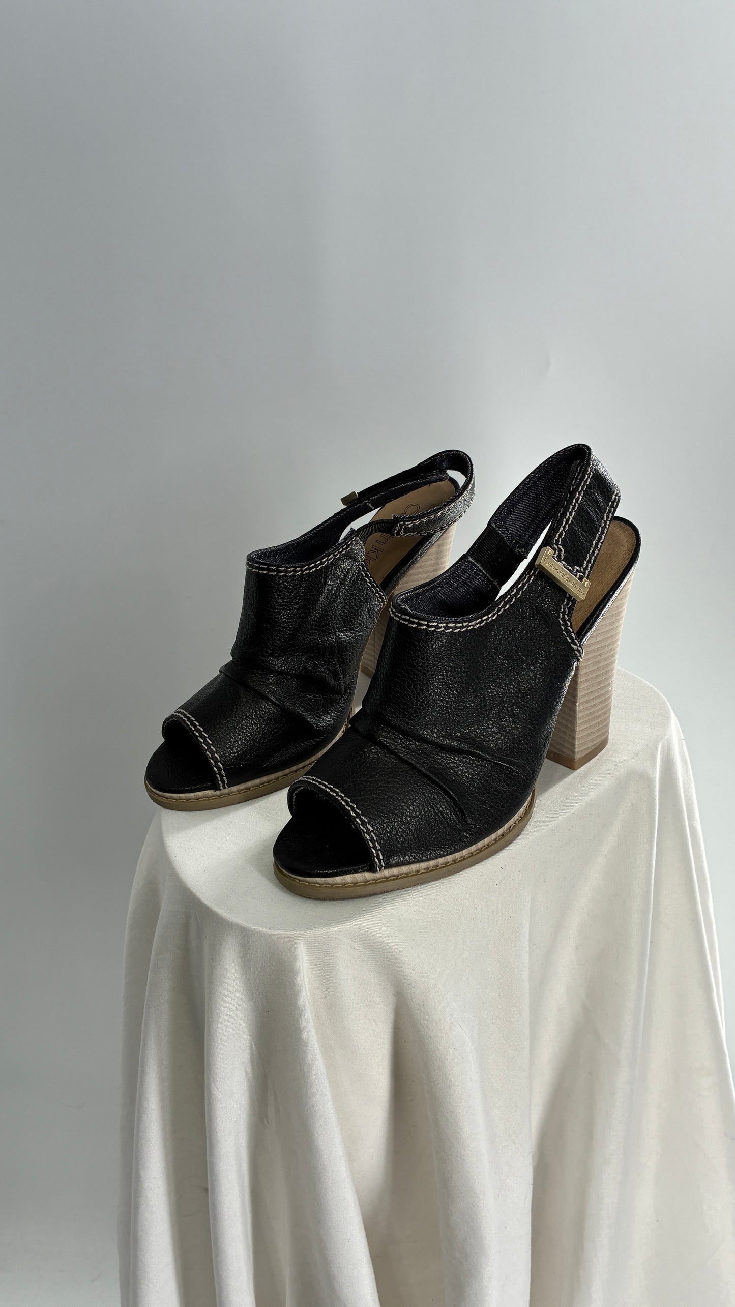 Calvin Klein Peep Toe, Ruched Black Leather Block Heel Slingbacks (7.5)