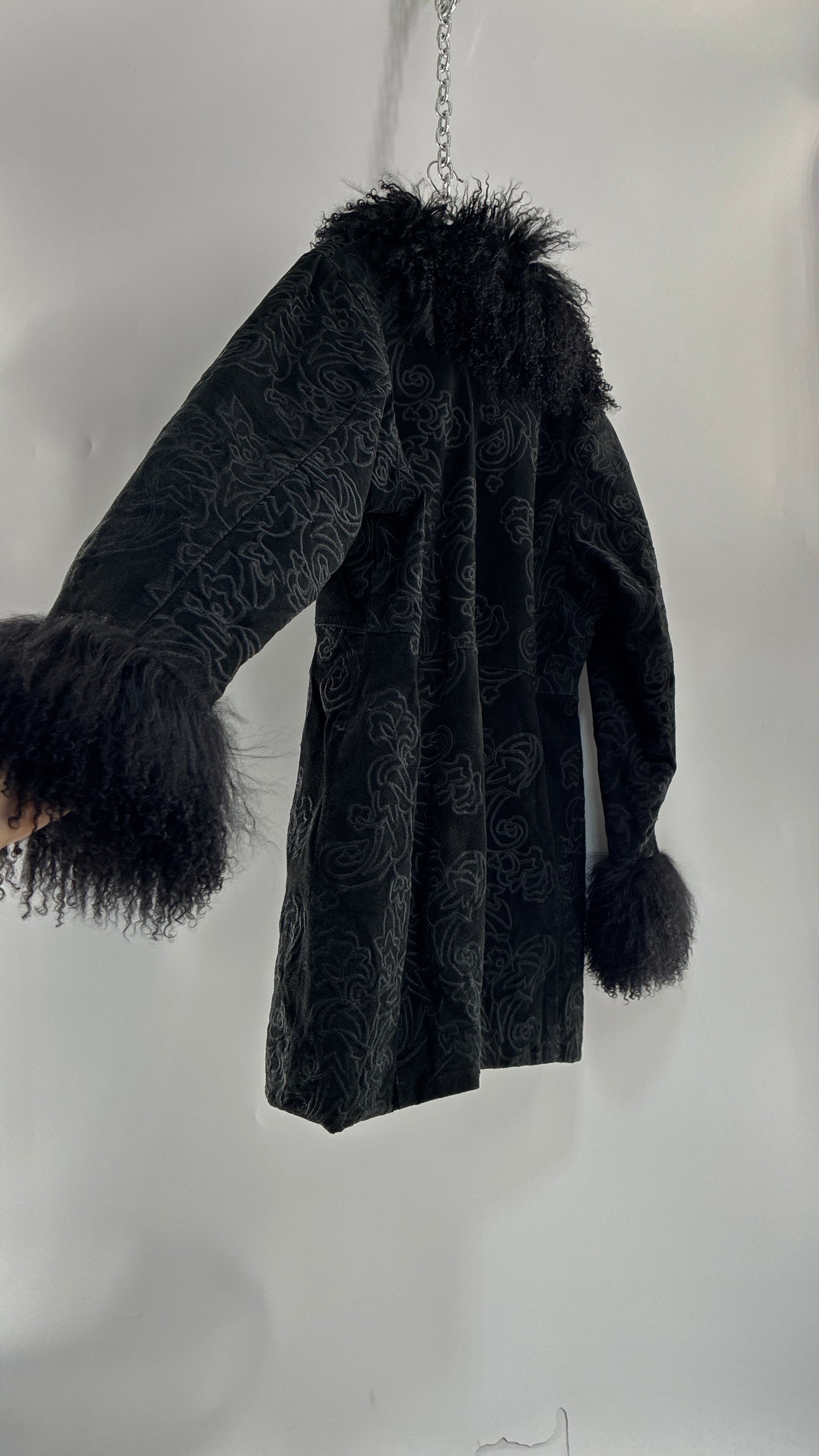Vintage PHASE TWO Embroidered Black Genuine Suede Leather Coat with Mongolian Fur Collar and Cuffs (XXL)