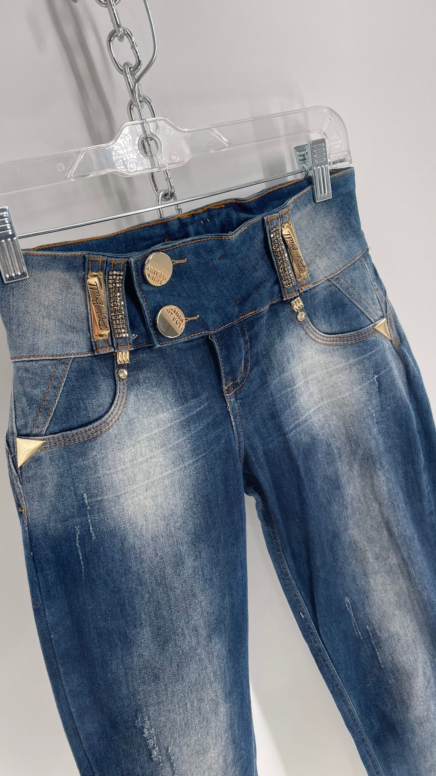 Vintage Brazilian PitBull Jeans with Fading and Gold Hardware Details (36)