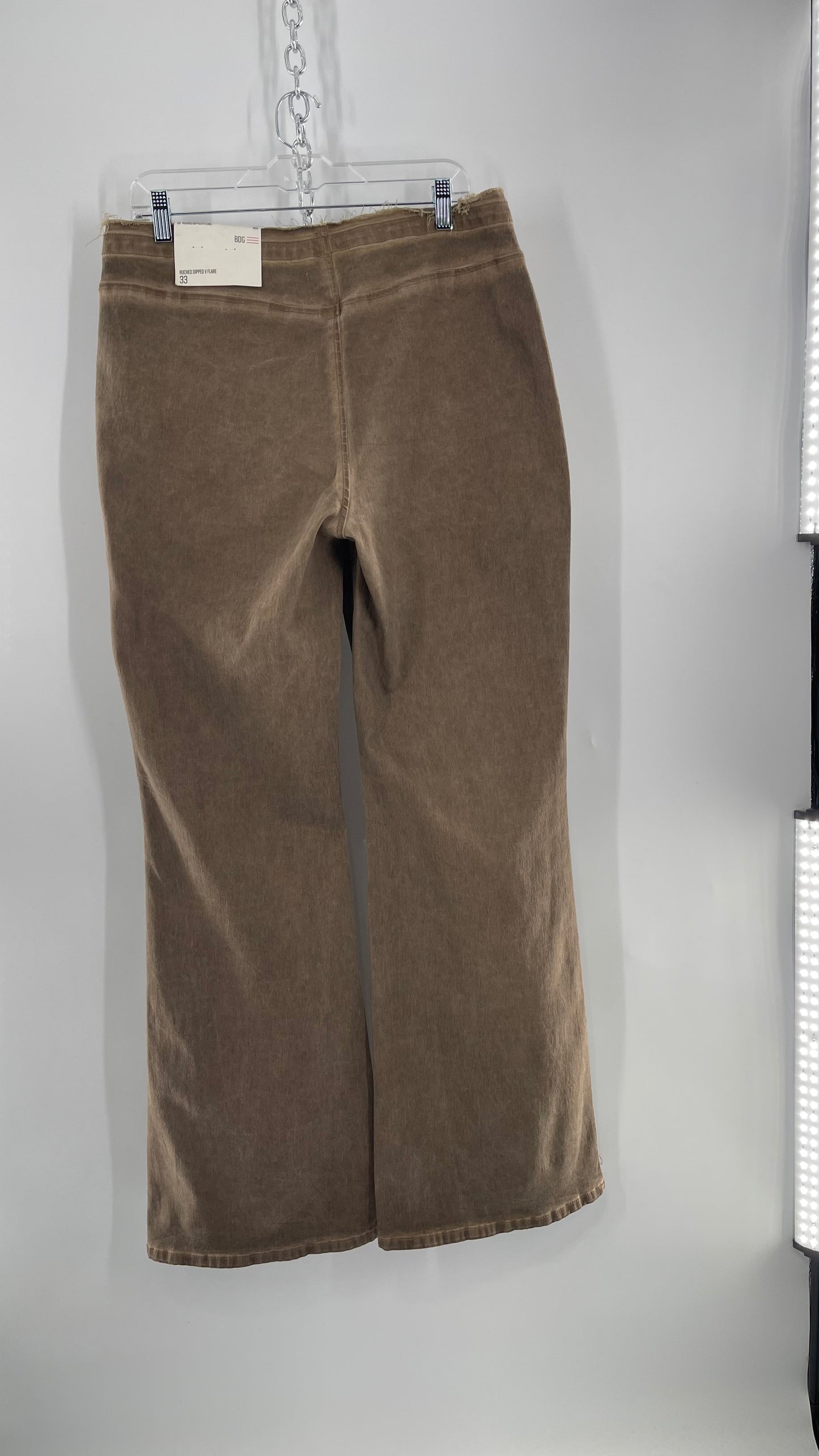 BDG Brown Scrunch Front Kick Flare Bell Bottoms with Side Zipper (33)