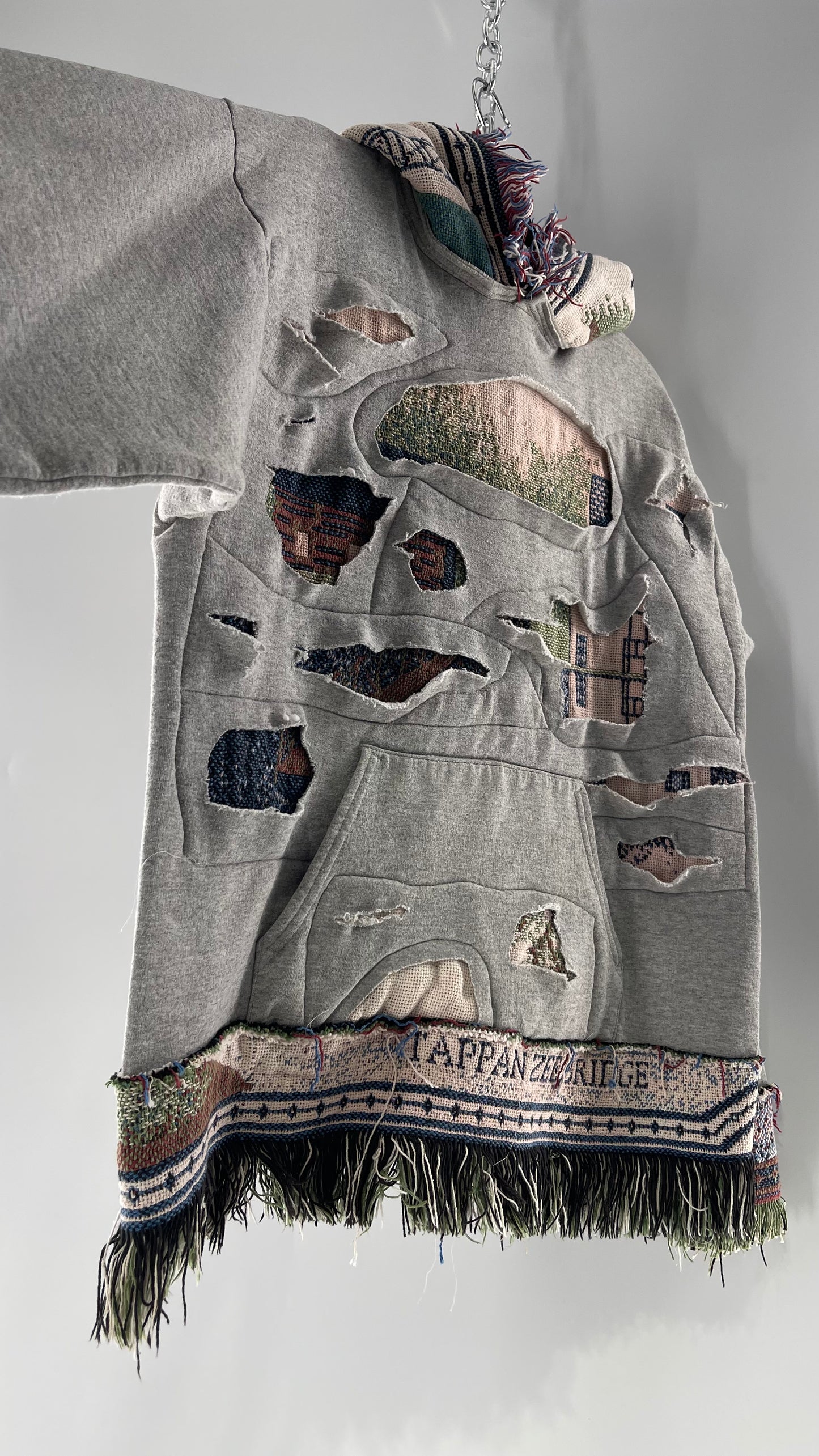 CUSTOM NY Tappanzee Rugged Distressed Blanket Hoodie with Coloration Gradient (S/M)