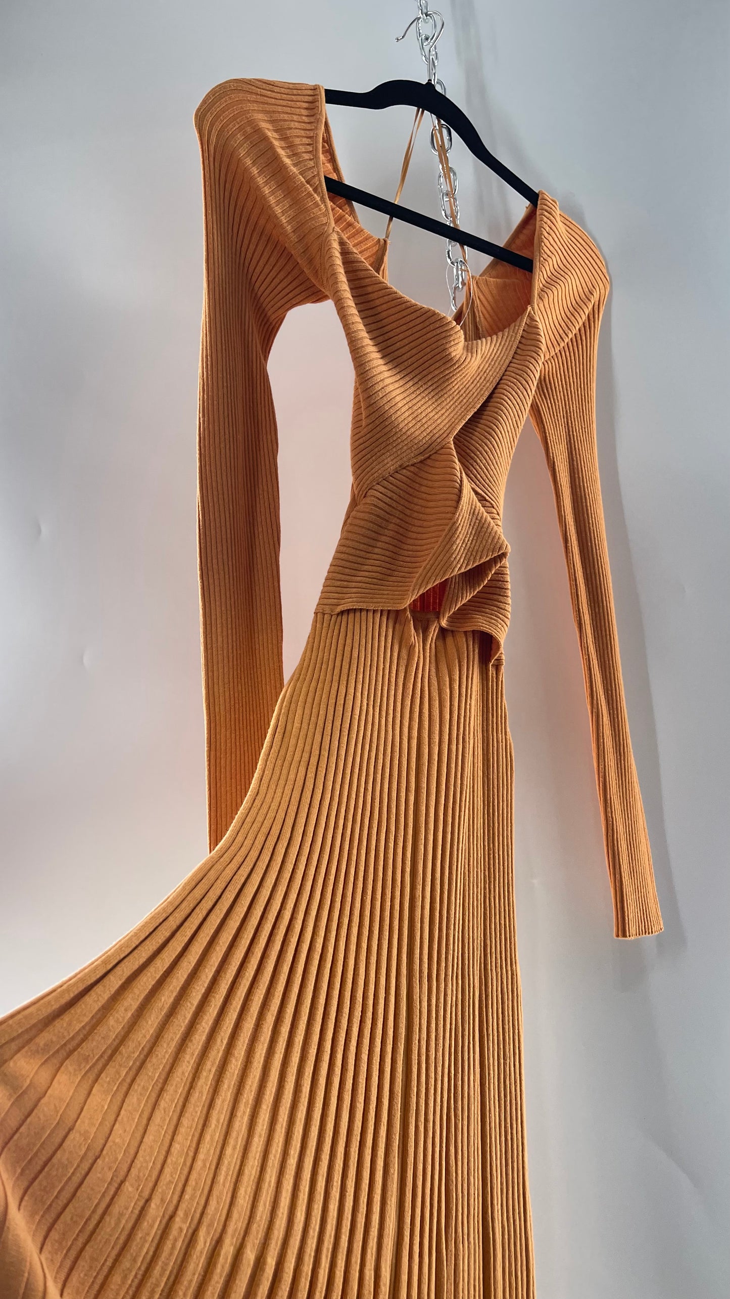 Free People Orange Ribbed Knit Maxi Dress with Cross Over Exposed Midriff Dress (Medium)
