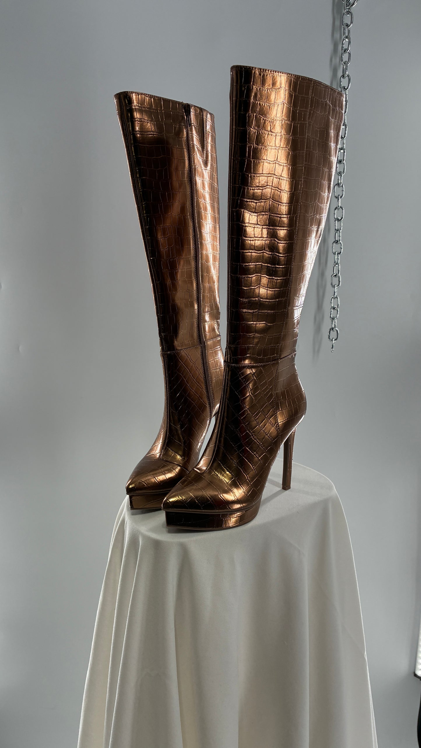 Vintage THALIA SODI Bronze Embossed Crocodile Texture Platform, Pointed Toe, Knee High Boots (6)