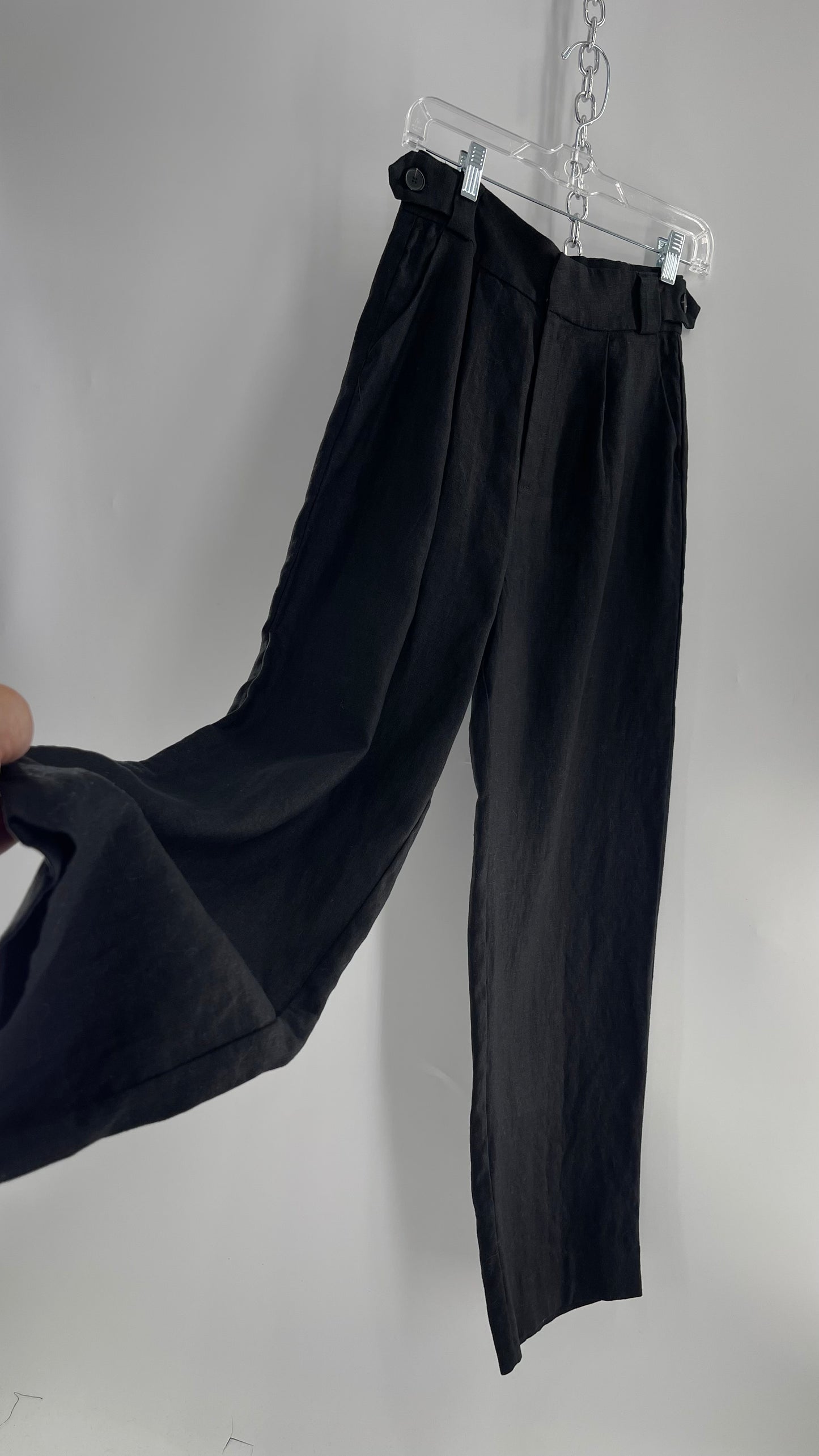 Thrills Black Thick Linen Trouser with Side Buttons and Pleating (4)