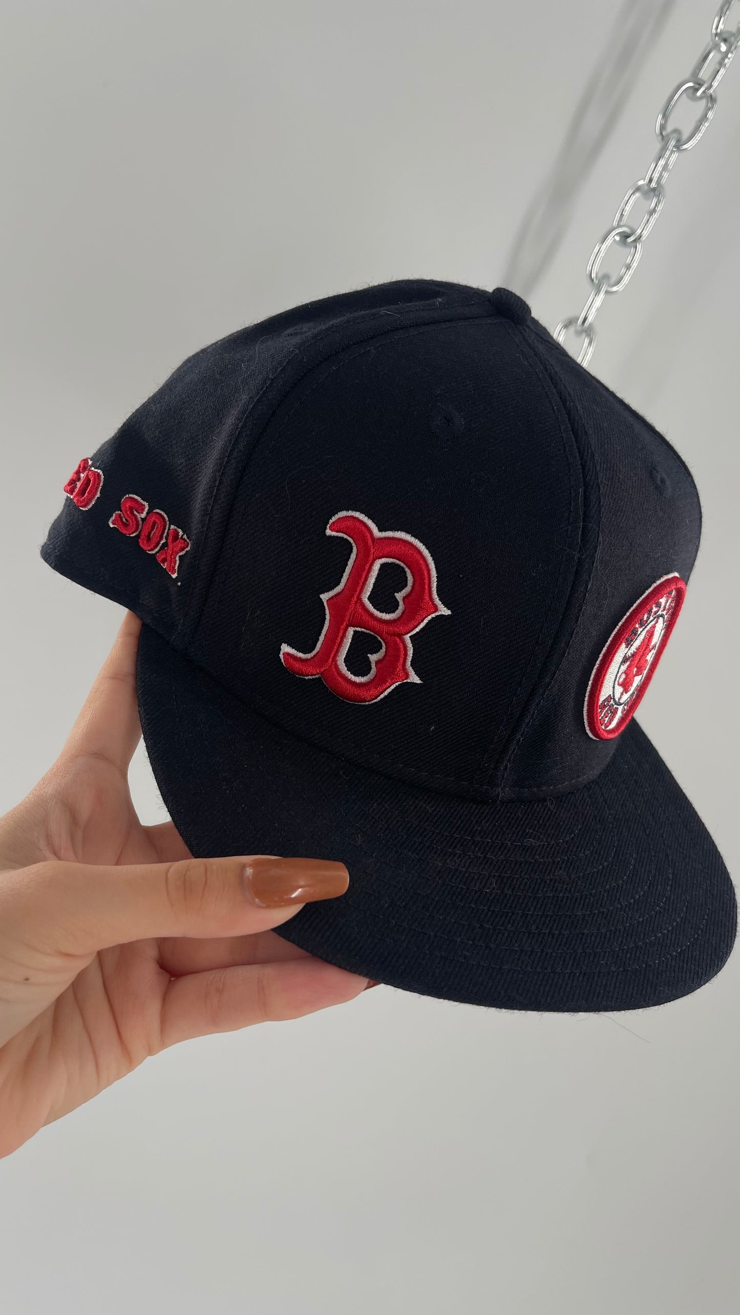 Vintage Embroidered Boston Red Sox Snap Back (7.5)