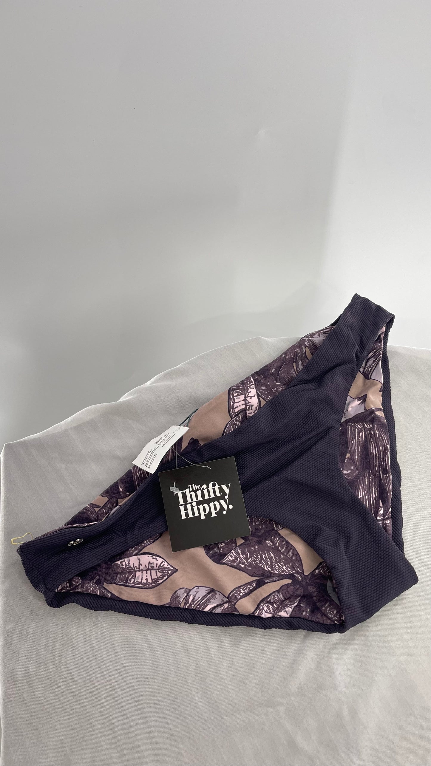 Maaji Deep Purple and Leaf Patterned Reversible Swim Bottoms NWOT (XL)