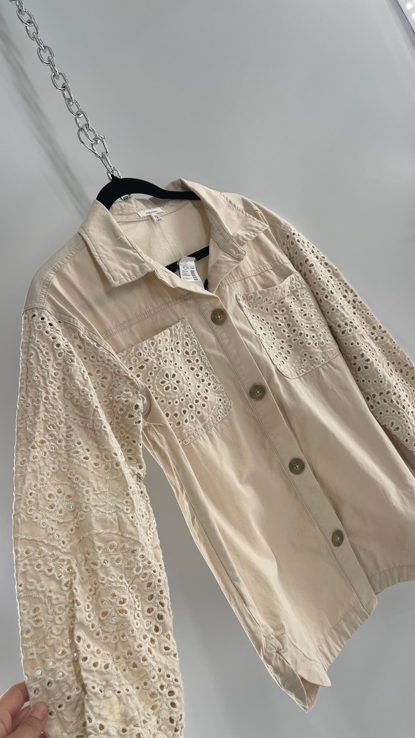 Maurices Anthropologie Beige Cotton Button Up with Eyelet Lace Sleeves and Pockets with Tags Attached (XS)
