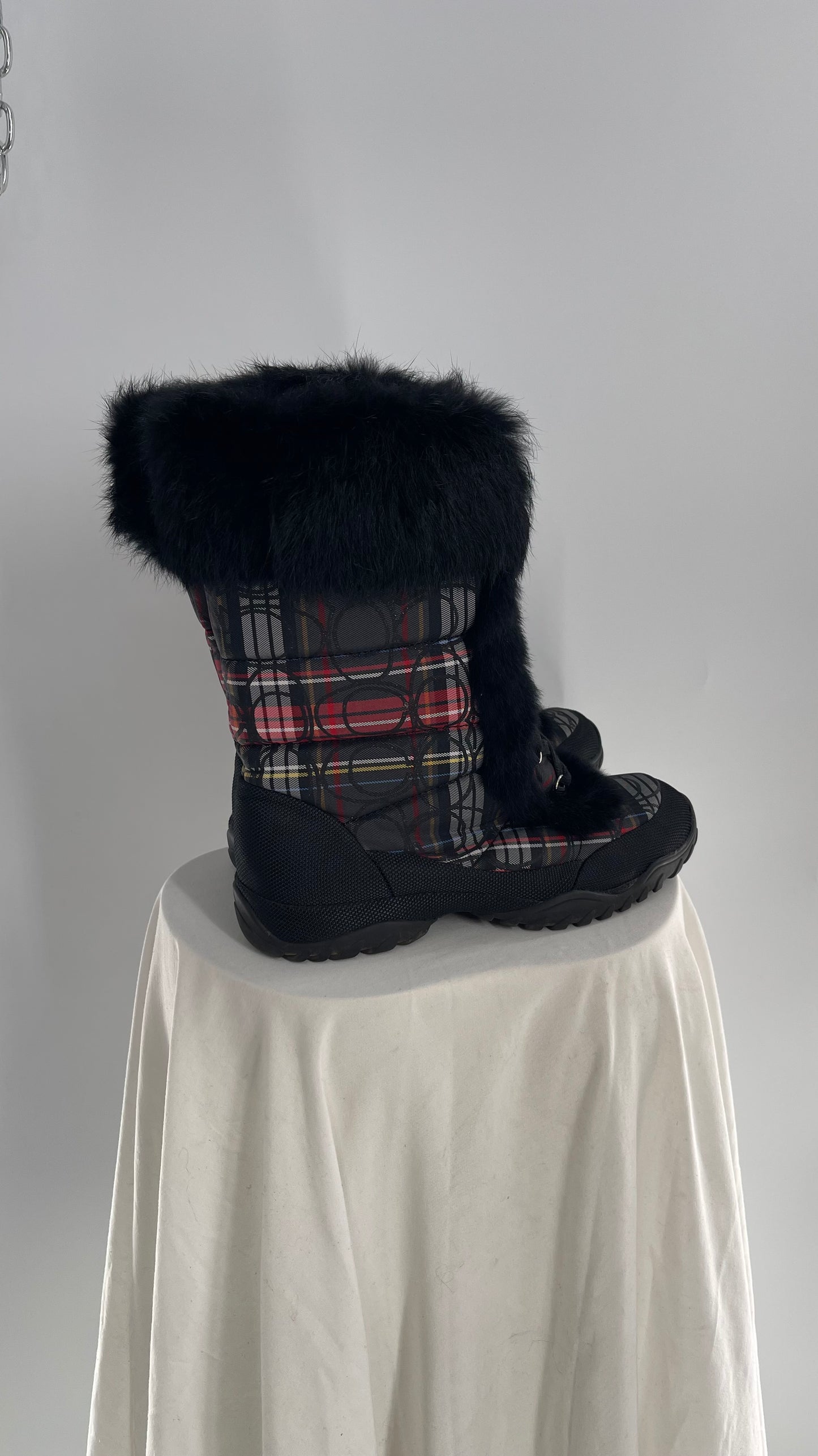Vintage COACH Jennie Plaid Quilted Logo Patterned Boots with Rabbit Fur Trim (9)
