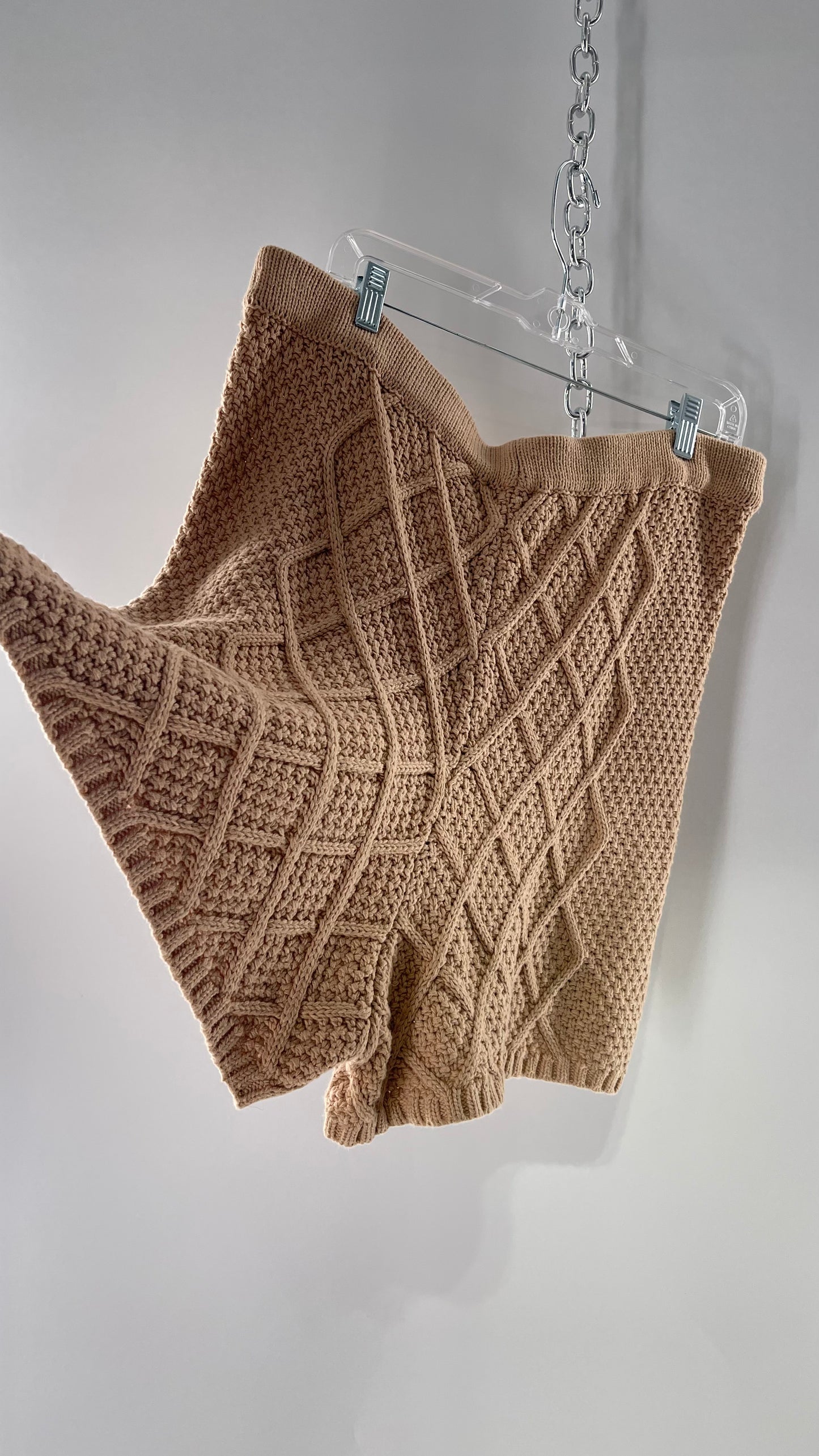 Anthropologie Current Air Knit Tan Crochet Argyle Shorts(XL)