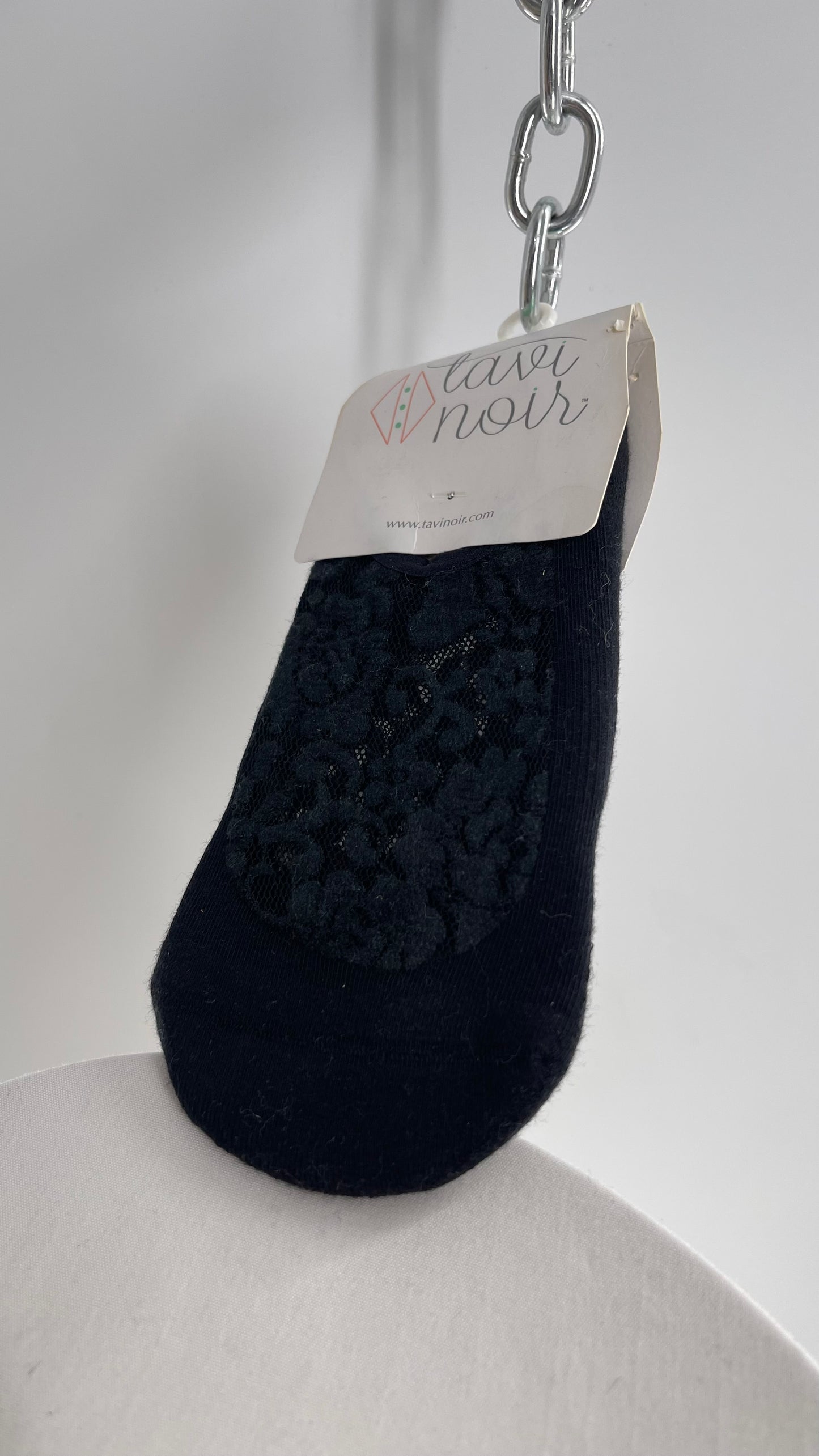 TAVINOIR Black and Lace Socks with Grip