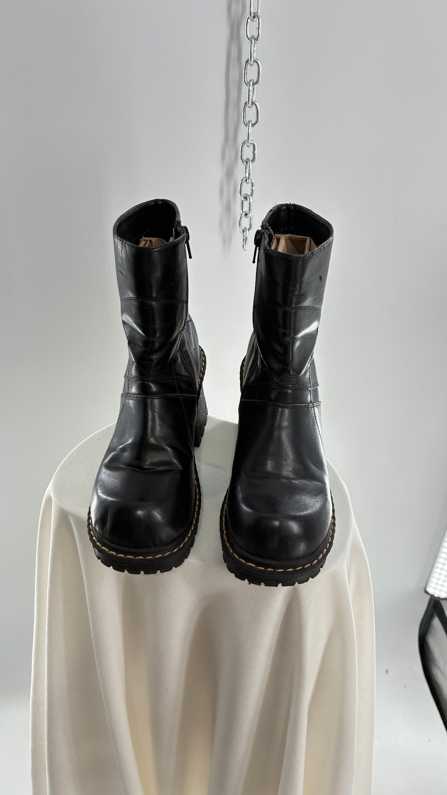 Vintage ROUTE 66 Black Chunky Heel Round Toe Boot (8.5)