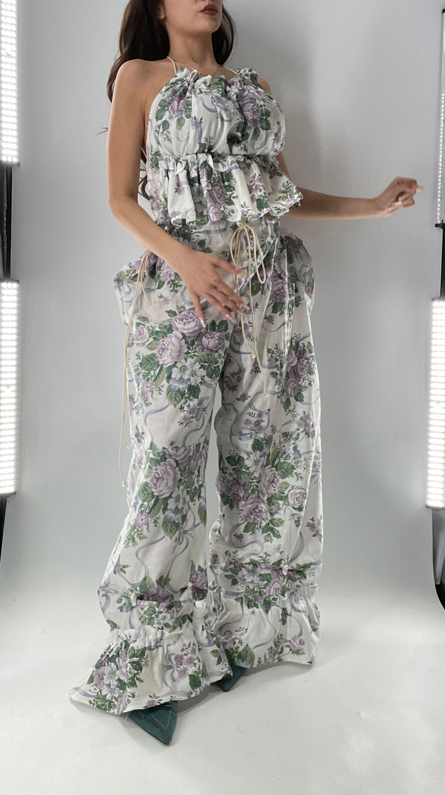 Vintage Handmade 2 Piece Set with Apron Style Ruffled Bum🧺 (One Size XS-XL)