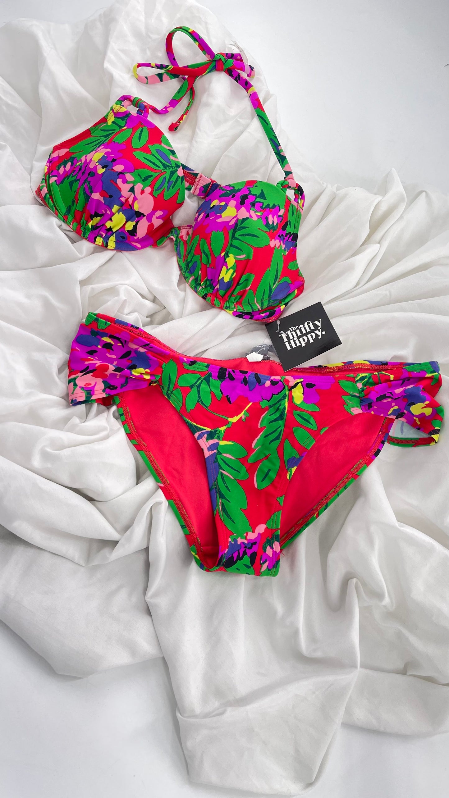 AERIE 2pc Set Red Underwire Top and Scalloped Waistline Bottoms (36B/M)