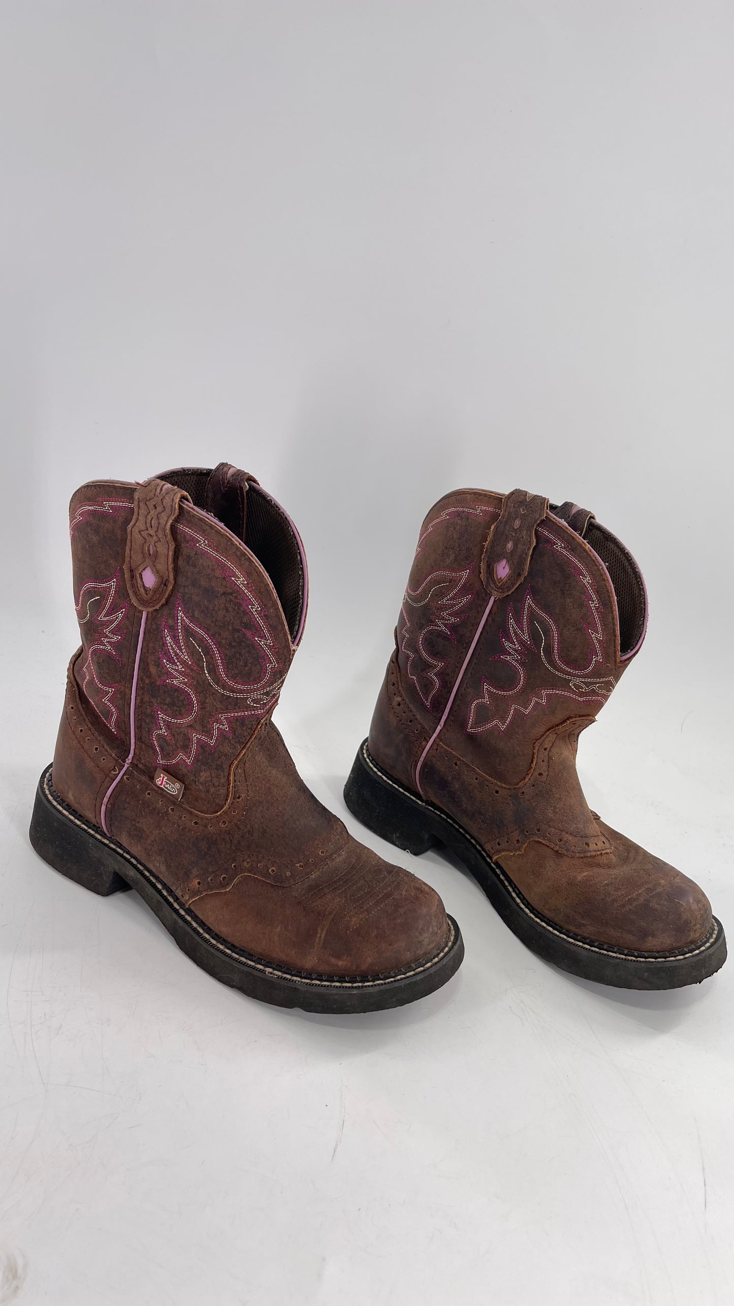Justin Gypsy Edition Brown Leather Short Cowboy Boot with Pink Embroidery/Stitching (9)