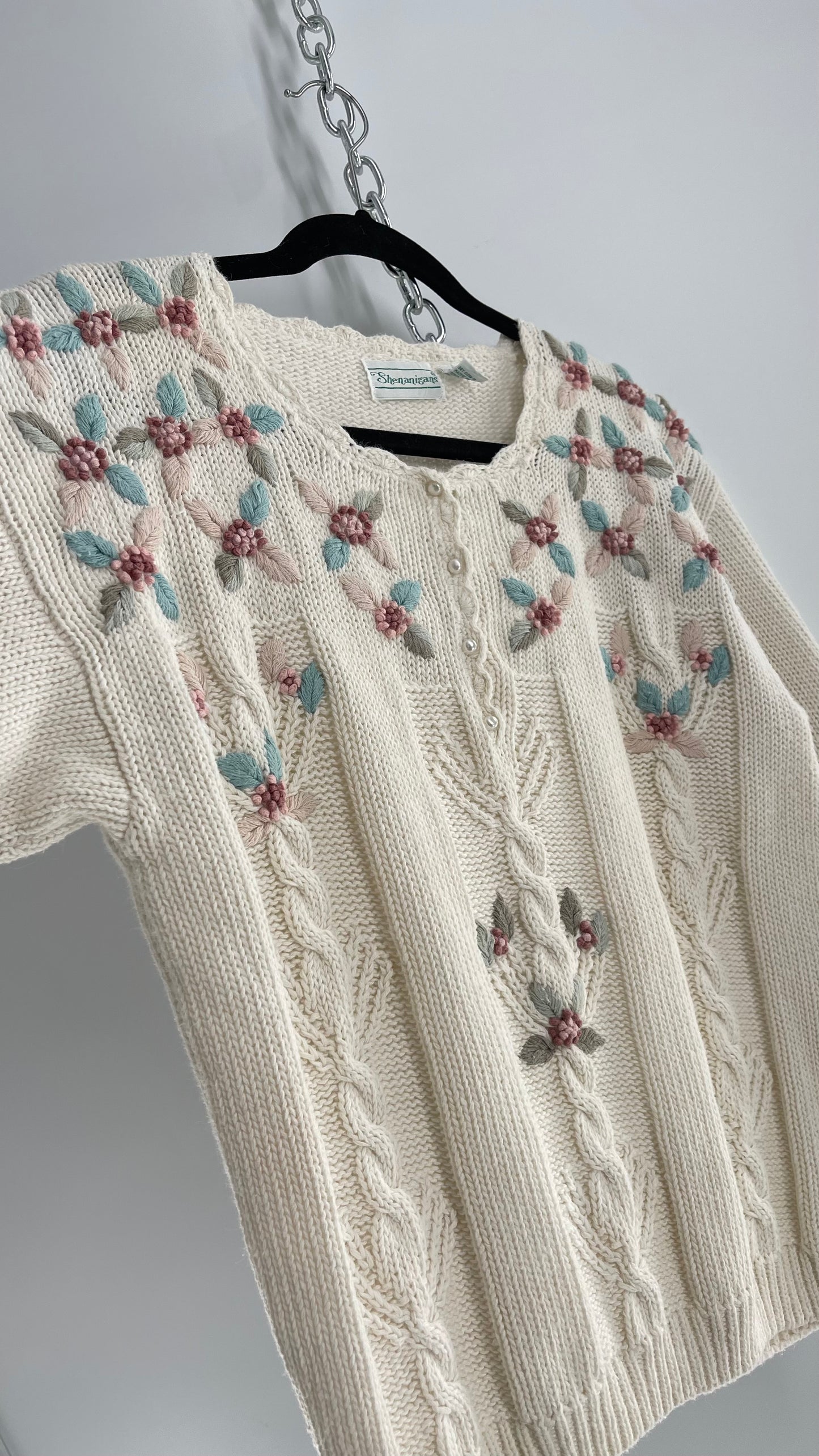 Shenanigans 55% Ramie45% Cotton Embroidered Off White Knit Sweater (Medium)