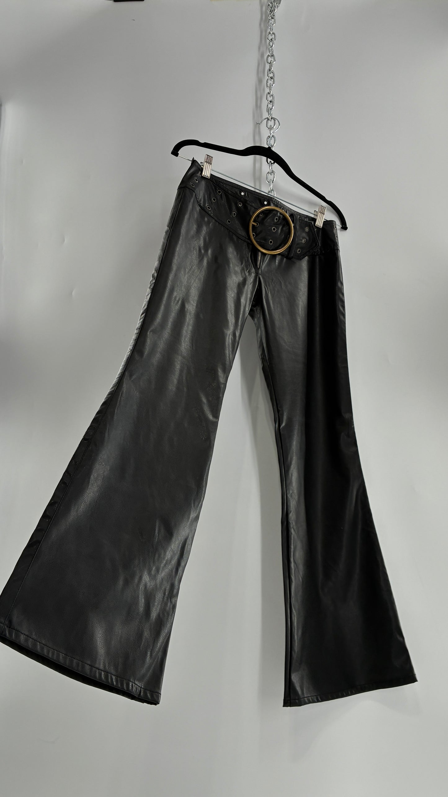 Vintage Toba&Co Tobacco Faux Leather Low Rise Zip Front Kick Flares with Wide Grommet Covered Bronze Circle Buckle Belt (S)