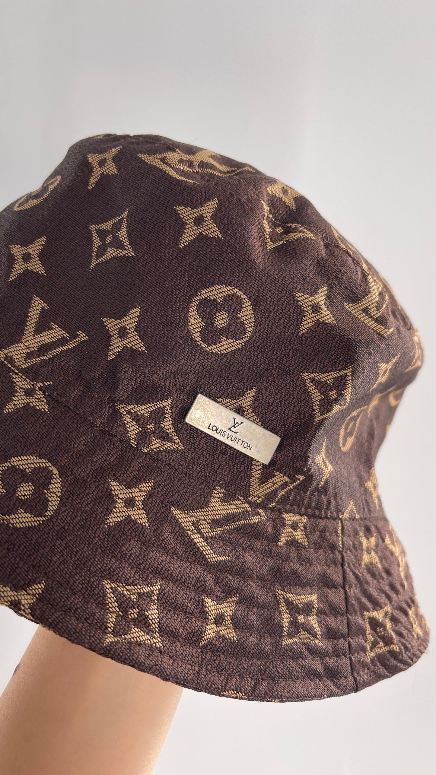 Unauthenticated Louis Vuitton Brown Monogram Bucket Hat