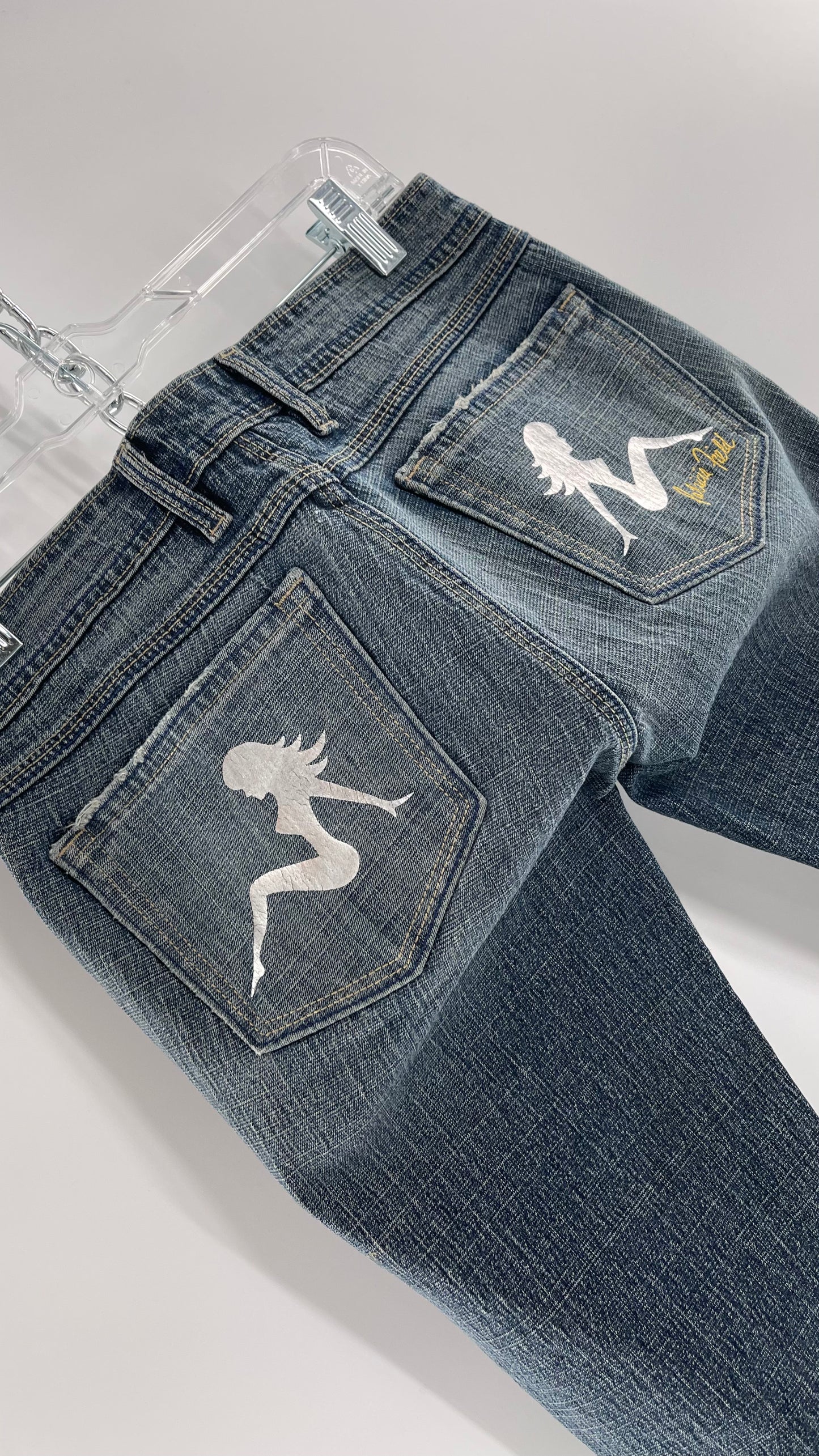 Vintage Smart AS JEANS Light Wash with Silver Metallic Female Posing Silhouette and Paulina Field Embroidery (28)