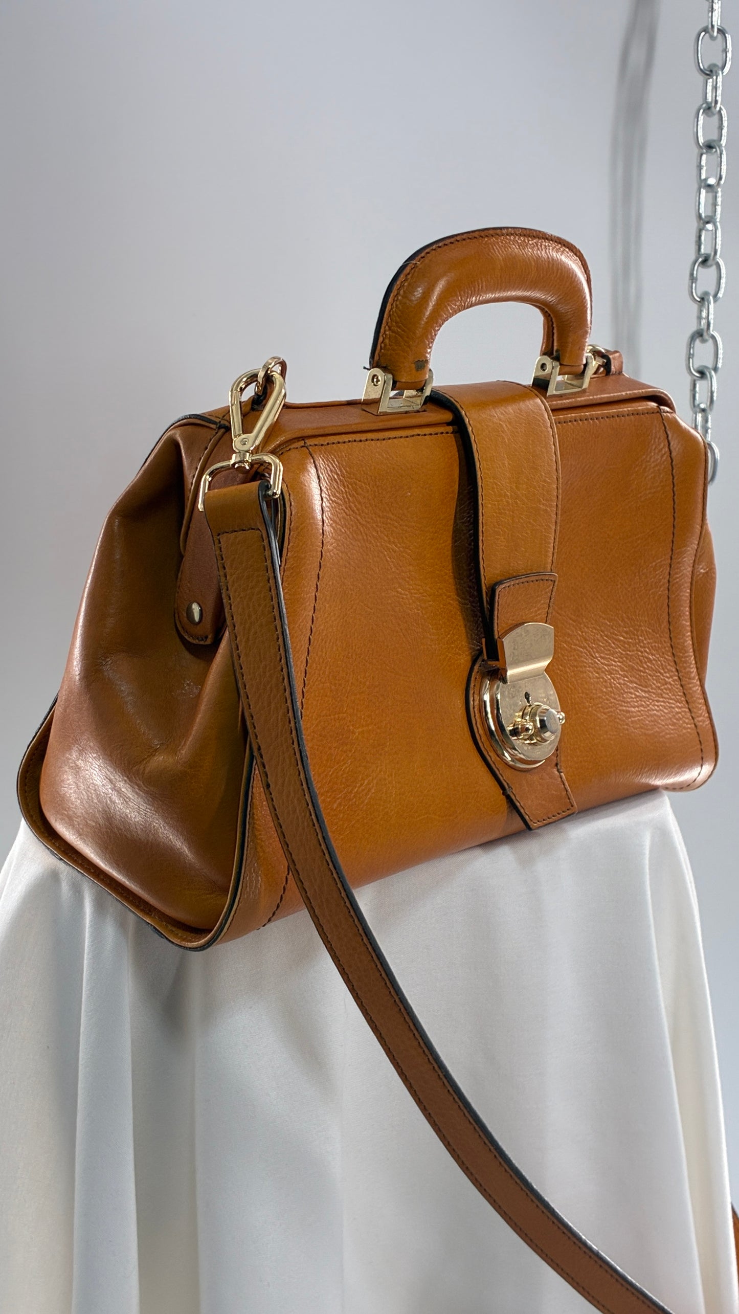 Vintage DIVINA FIRENZE Orange Genuine Leather Briefcase Style Purse