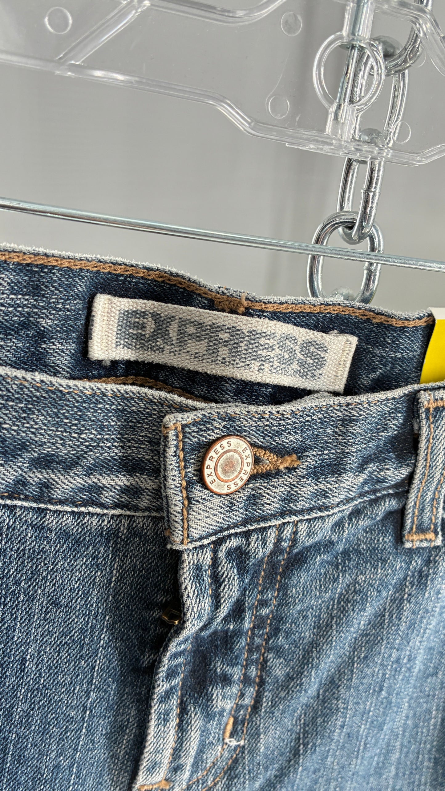 Deadstock Vintage EXPRESS Low Rise Flared Jeans (7/8)