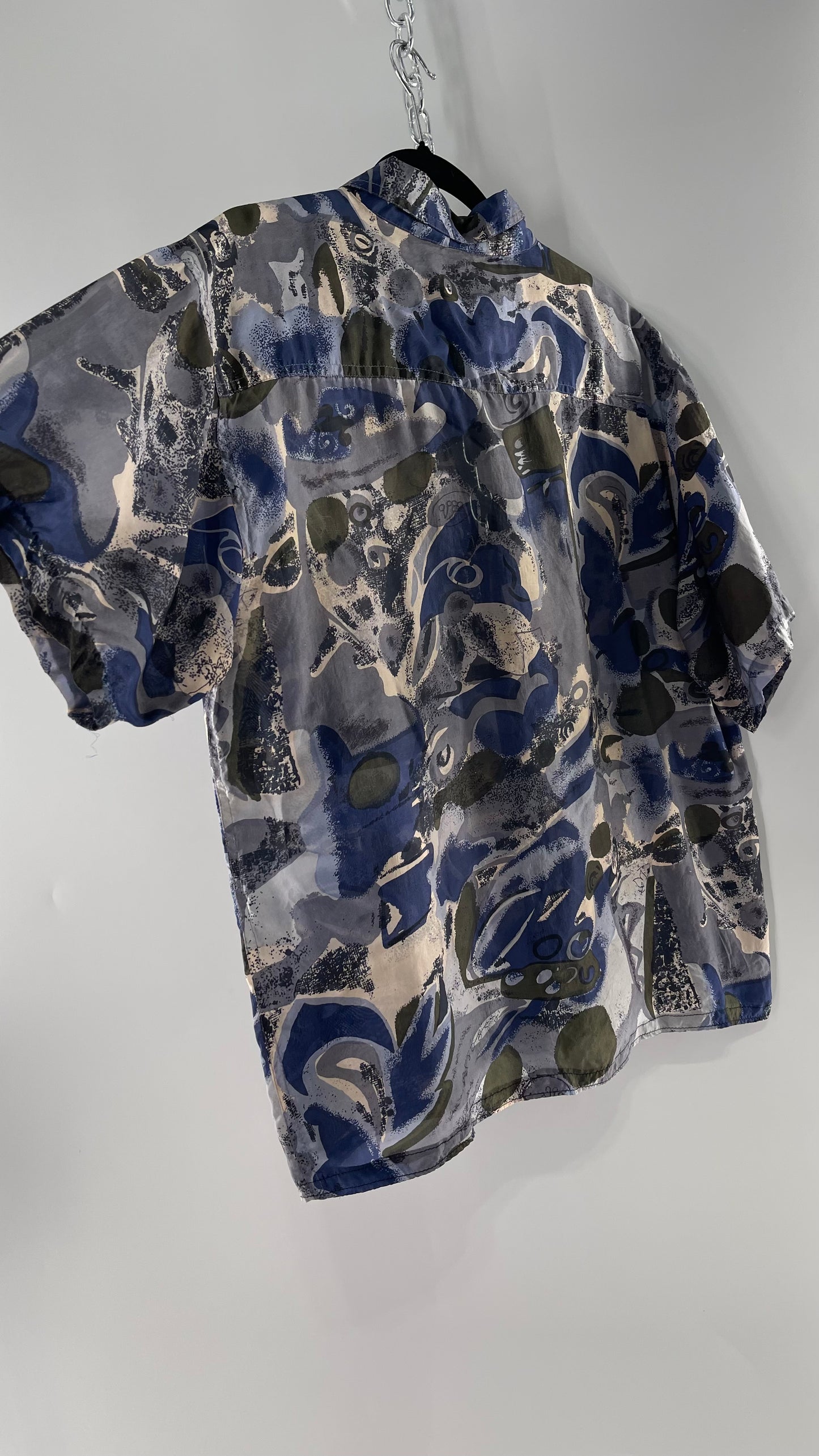 Vintage SURPRISE 100% Silk Blue Green Patterned Short Sleeve Button Up (Medium)