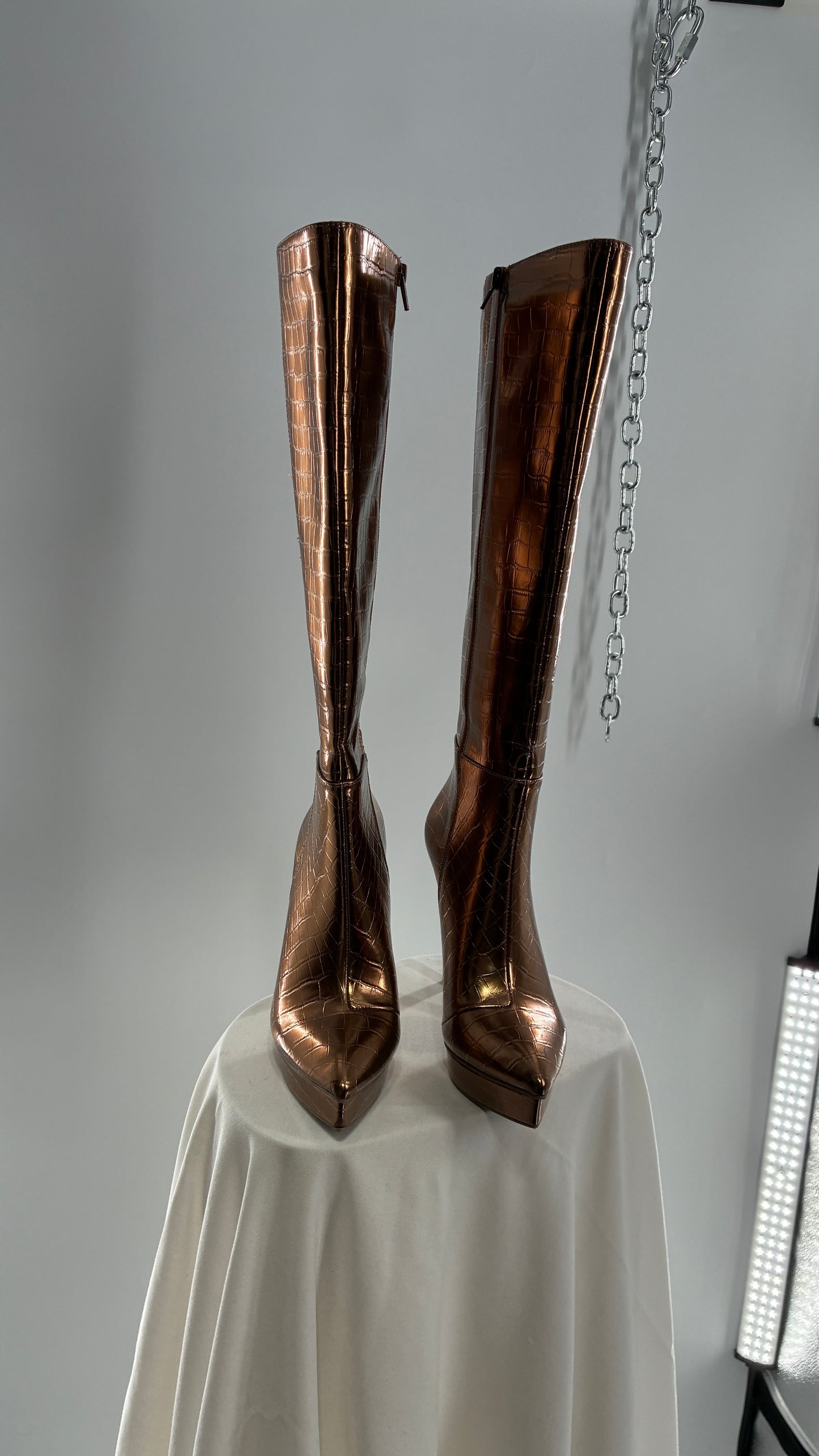 Vintage THALIA SODI Bronze Embossed Crocodile Texture Platform, Pointed Toe, Knee High Boots (6)