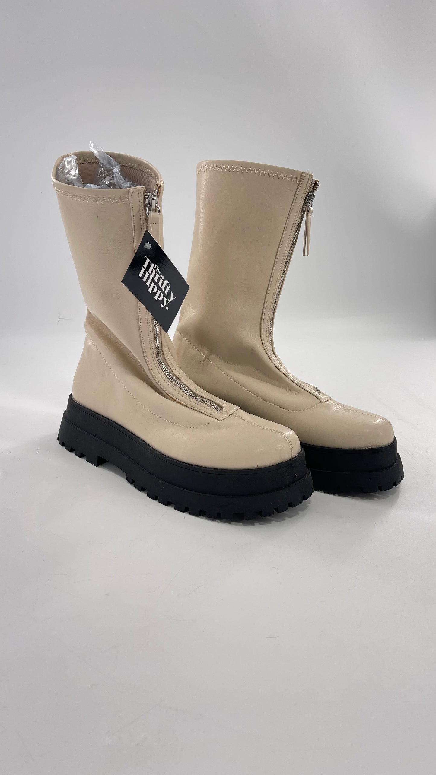 Urban Outfitters Cream Zip Front Boot with Contrast Platform (10)