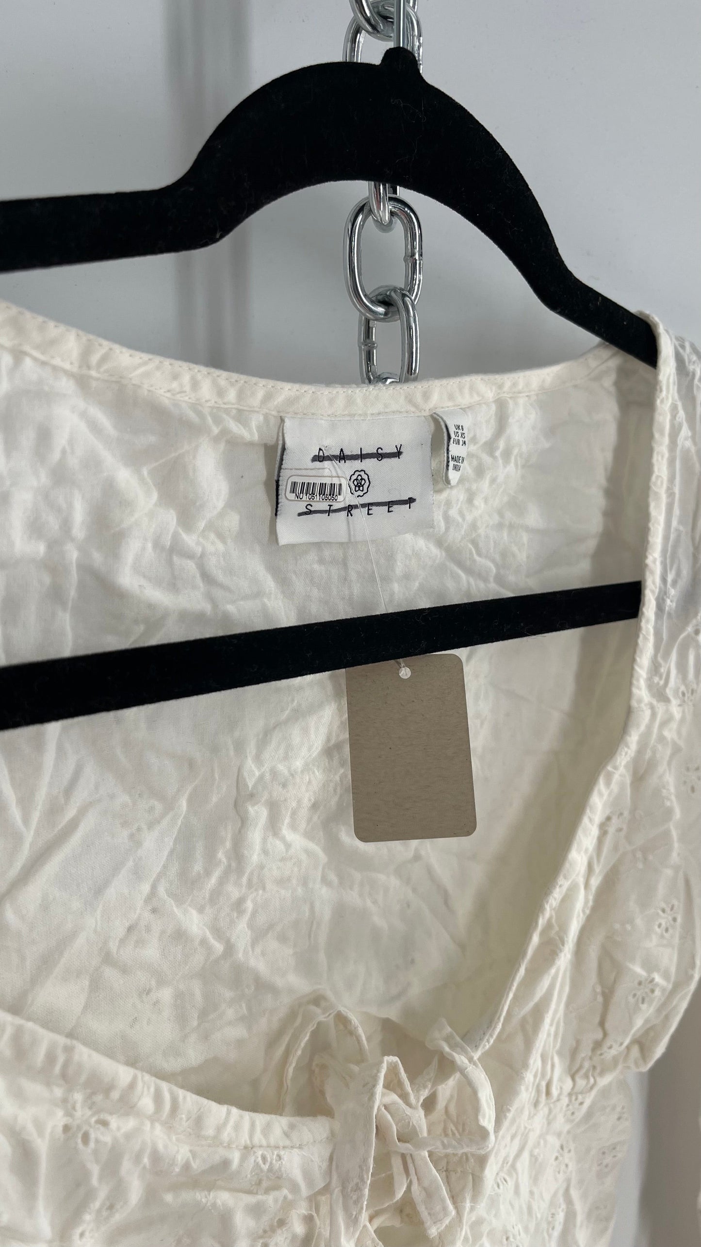Daisy Street Triple Tie Bust Off White Eyelet Lace Blouse (S)
