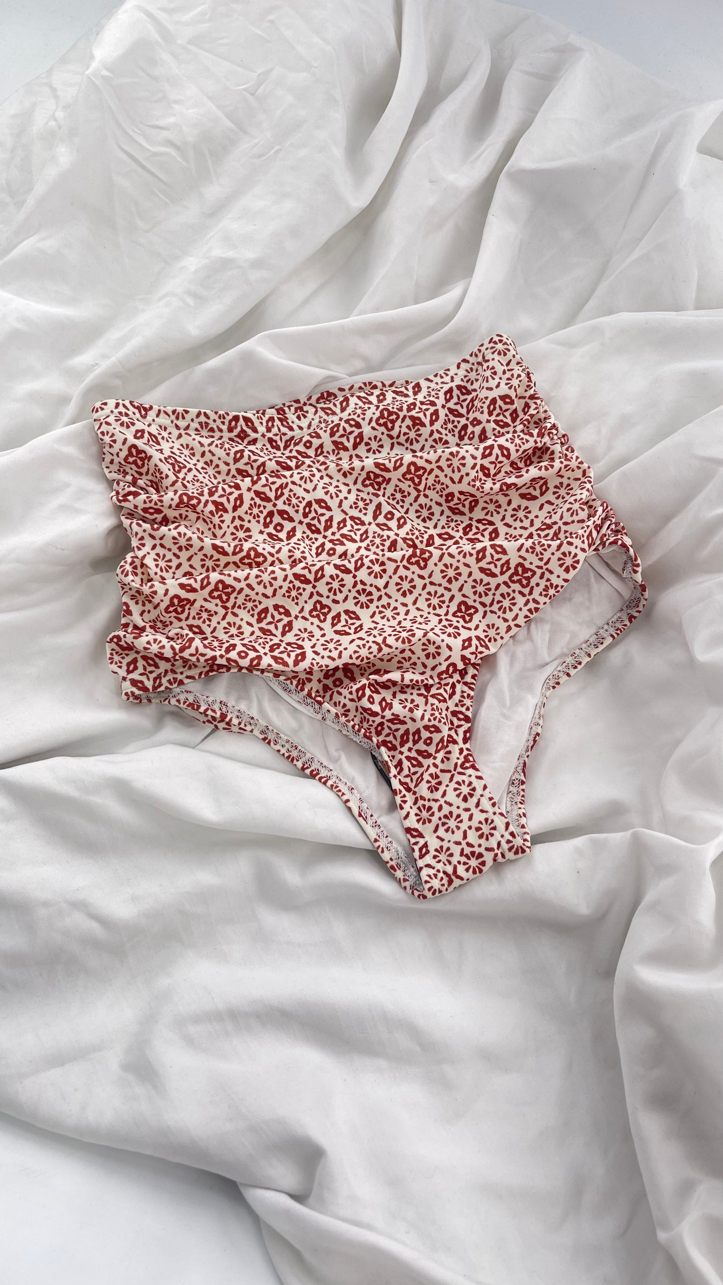 Urban Outfitters Out From Under Ruched High Waist Swim Bottoms (Small)