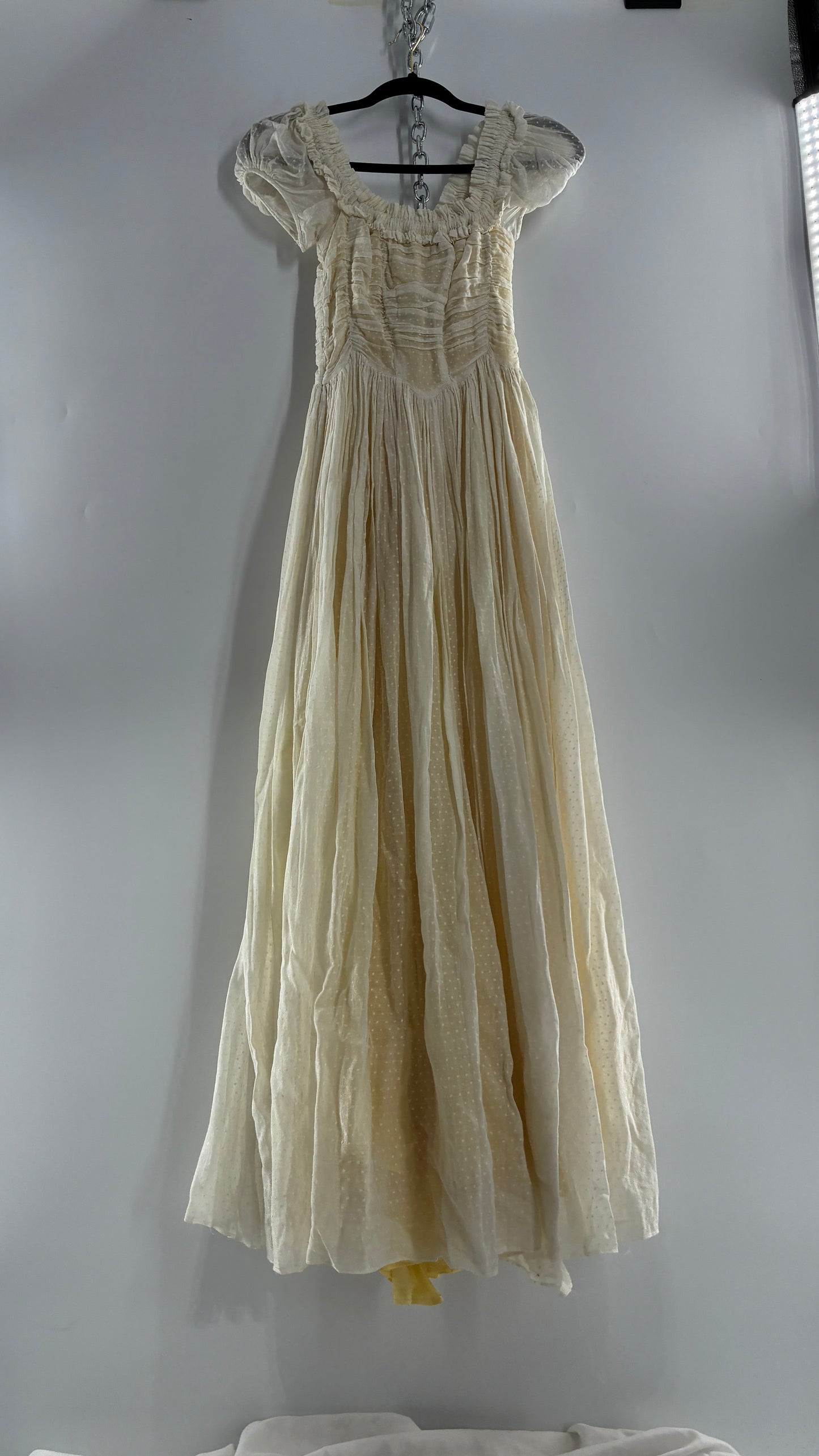 Vintage 1970s Off White Cotton Handmade Maxi Dress with Ruched Bodice, Puff Sleeves, and Polka Dot Texture (XS/S)
