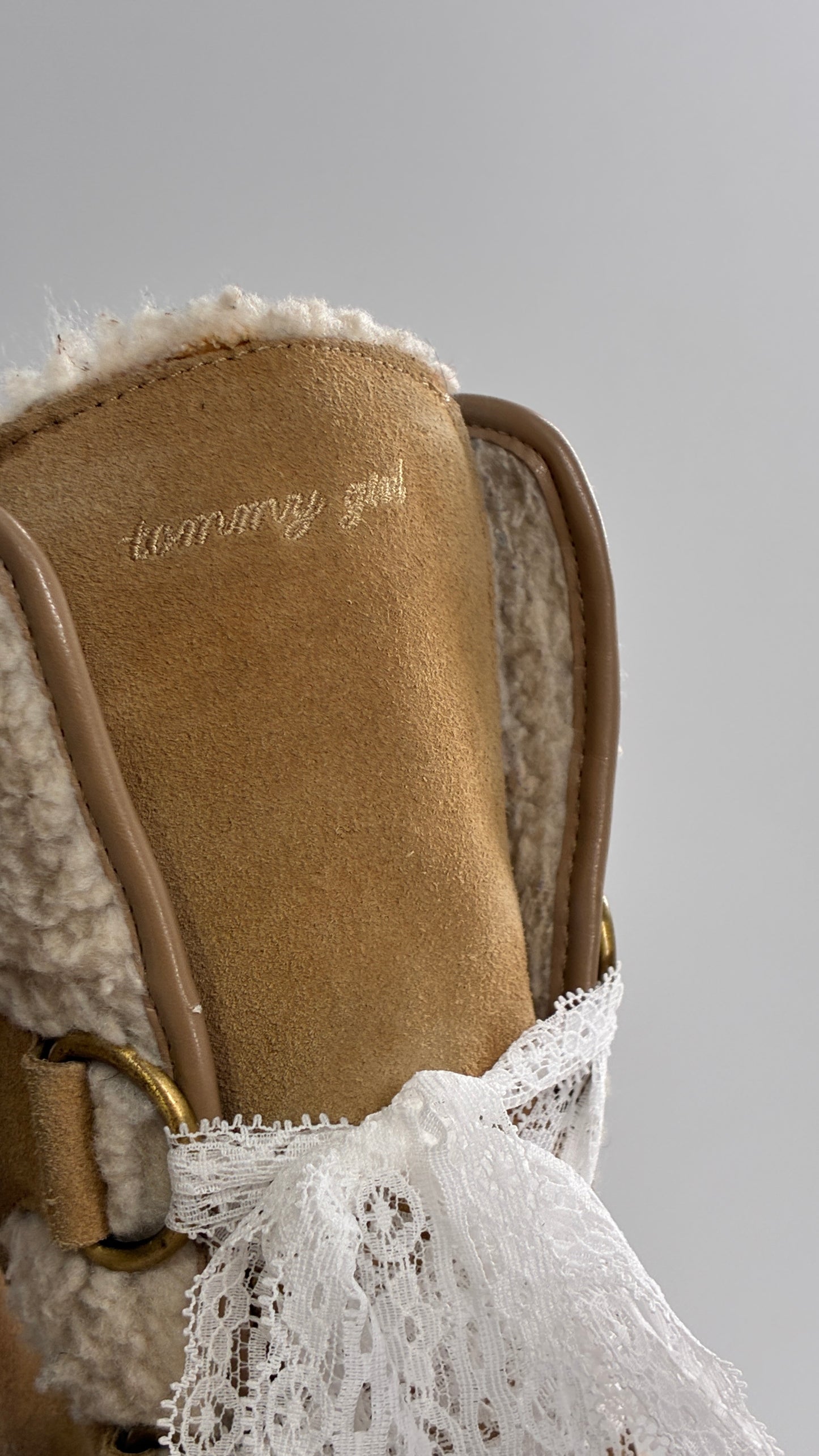 Vintage TOMMY GIRL Suede Leather Wedge Heels with Sherpa Details and Lace Trim Laces (8)