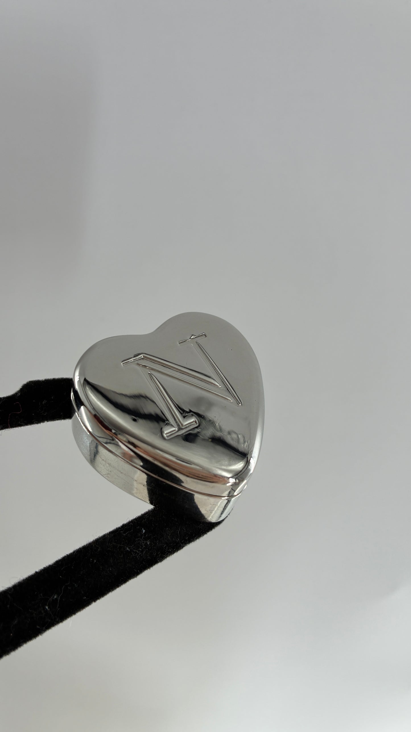 Vintage Mongram “N” Engraved Heart Shaped Silver Ring Box