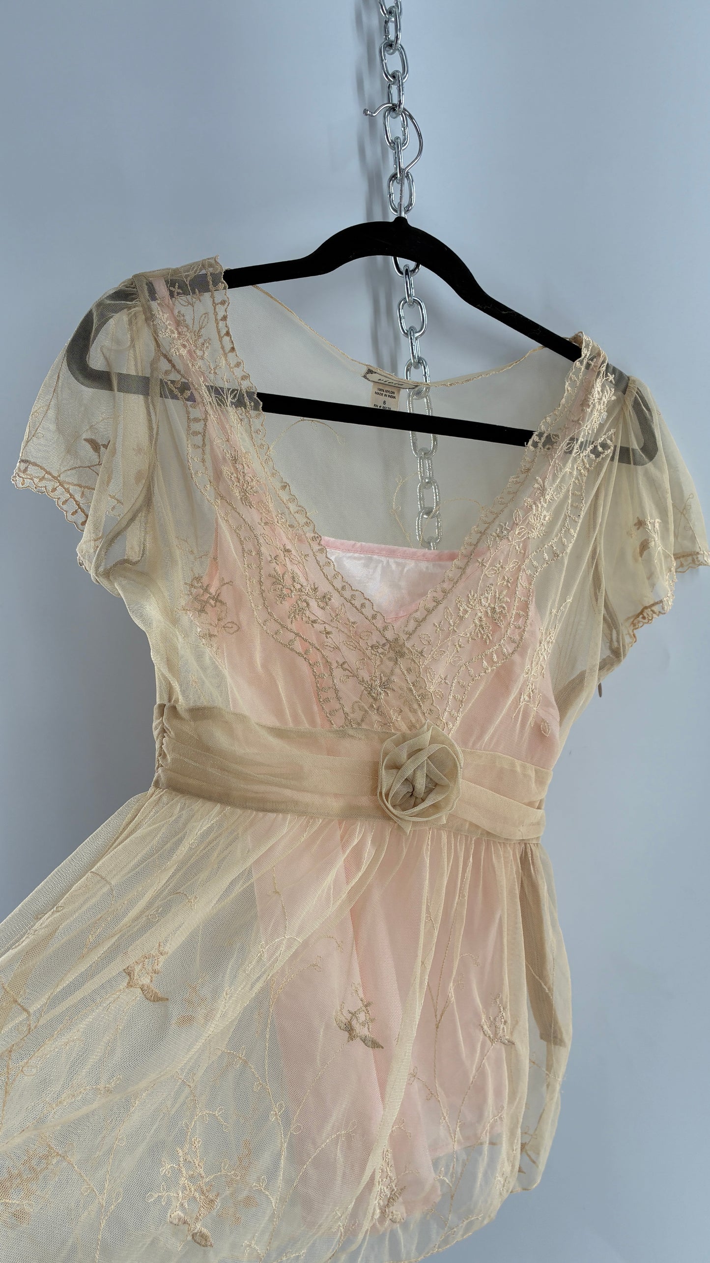 Vintage VIOLA Beige Sheer Mesh Blouse with Embroidered Details and Underbust Rosette (6)