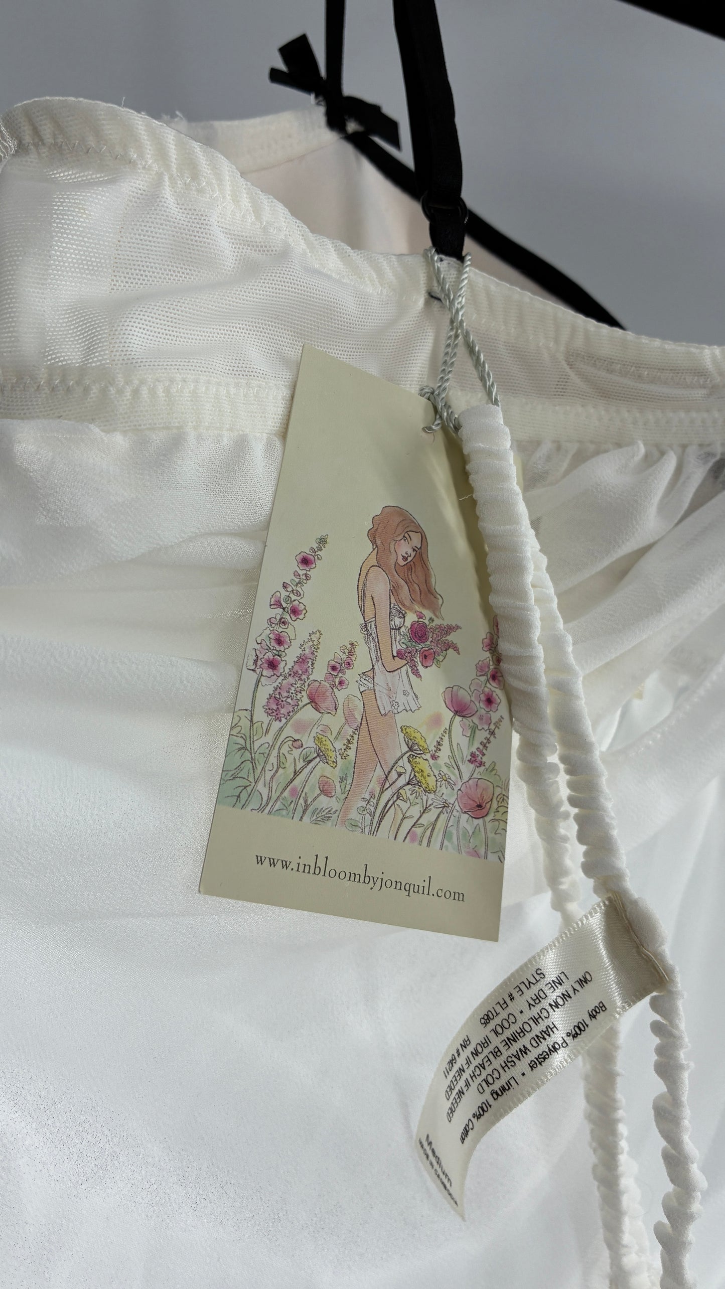 Deadstock Vintage In Bloom Babydoll Camisole and Thong Set with Tags (Medium)